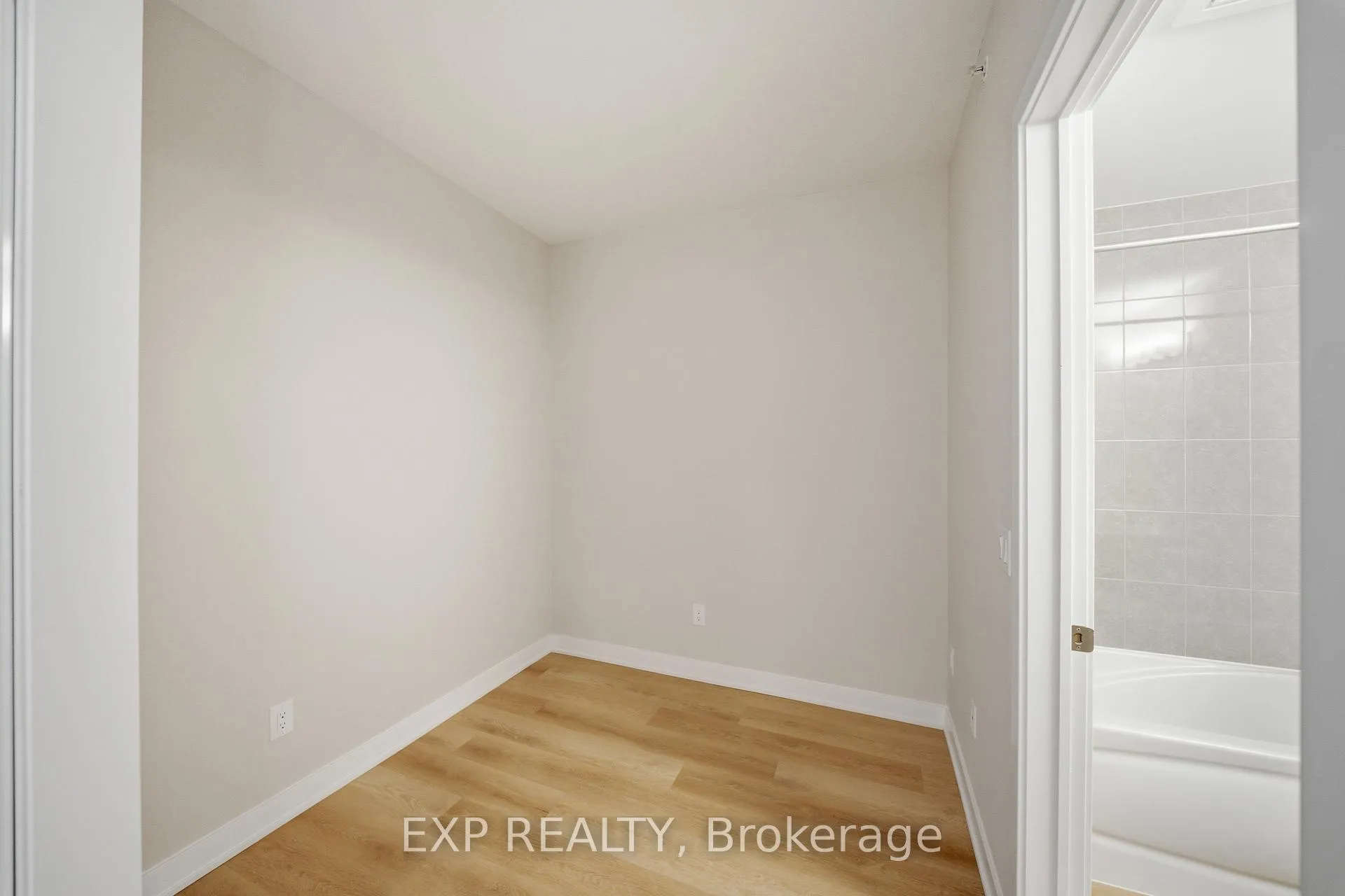 Photo 6 of Unit 201, 2370 Tenth Line Road, Ottawa, Avalon West — HOMEH