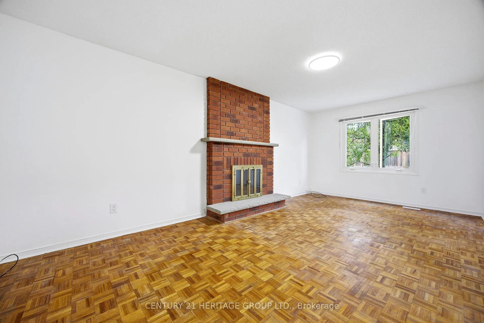 Photo 13 of 262 Barrhill Road, Vaughan, Maple — HOMEH