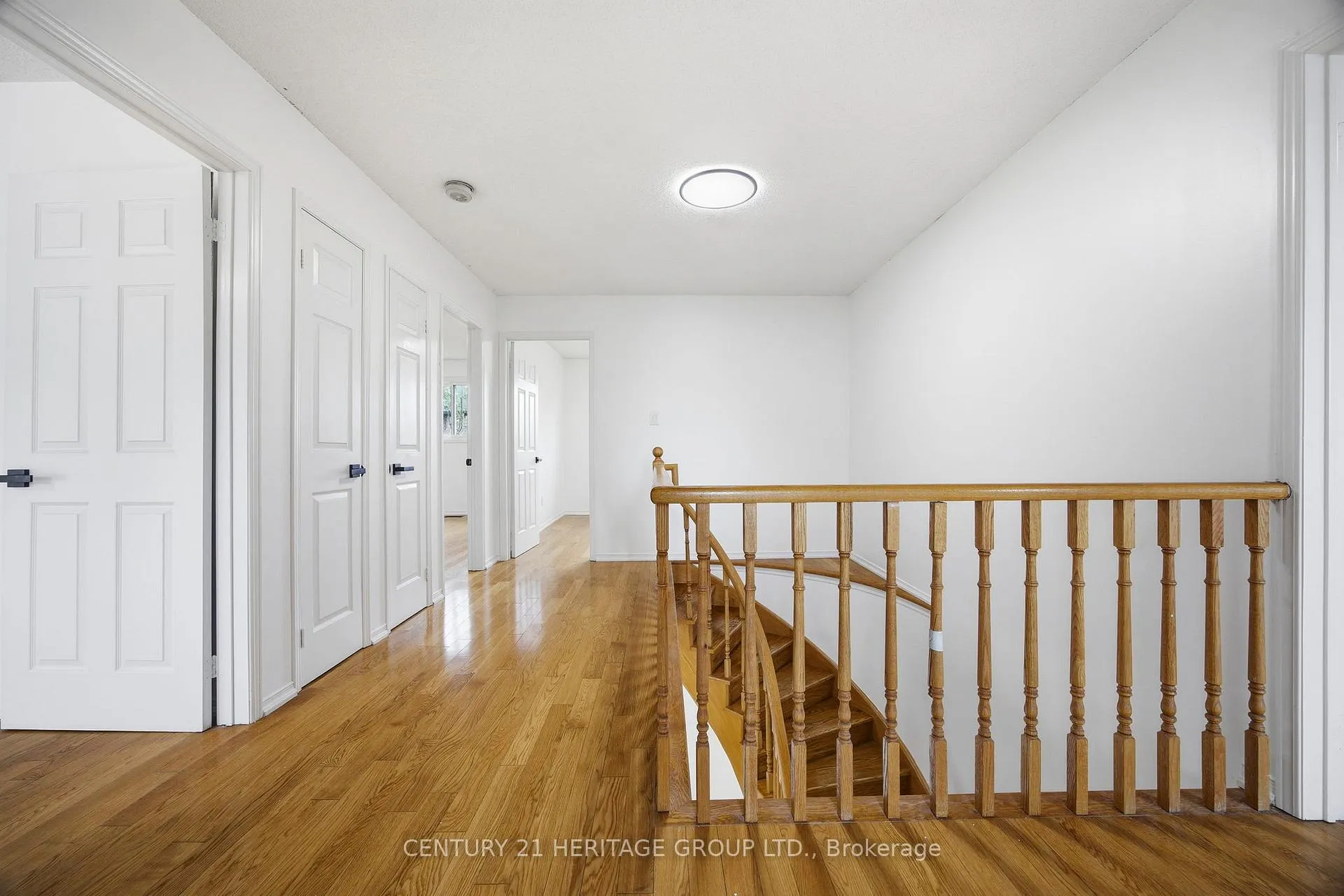 Photo 25 of 262 Barrhill Road, Vaughan, Maple — HOMEH