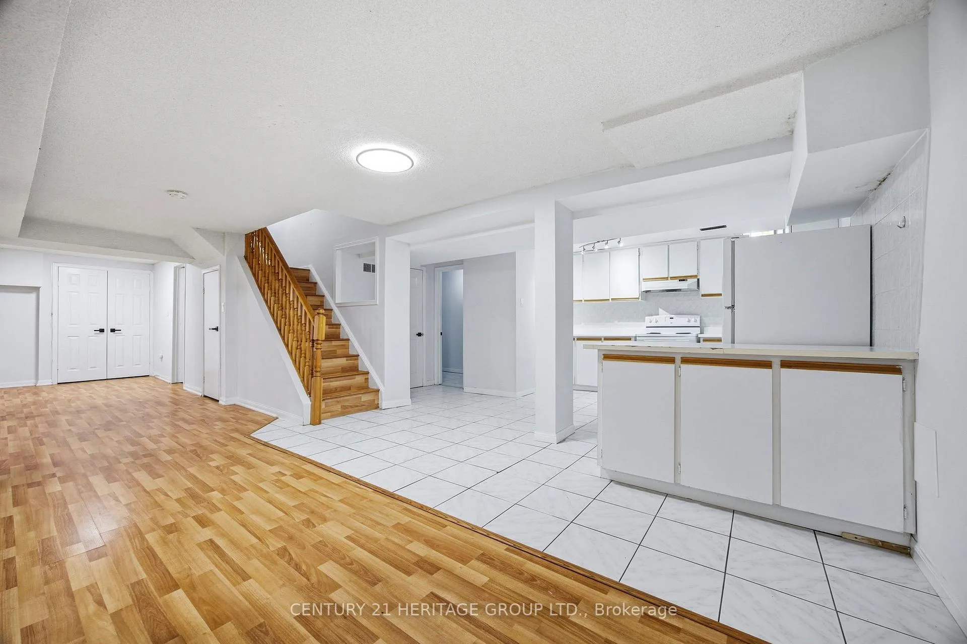 Photo 41 of 262 Barrhill Road, Vaughan, Maple — HOMEH