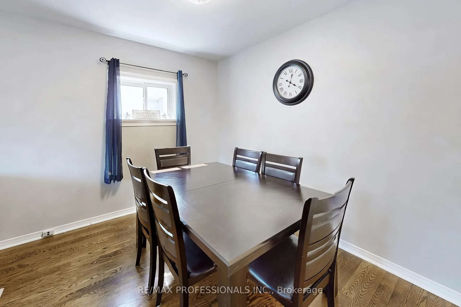 Photo 7 of 24 Braeburn Avenue, Etobicoke, Humber Heights — HOMEH