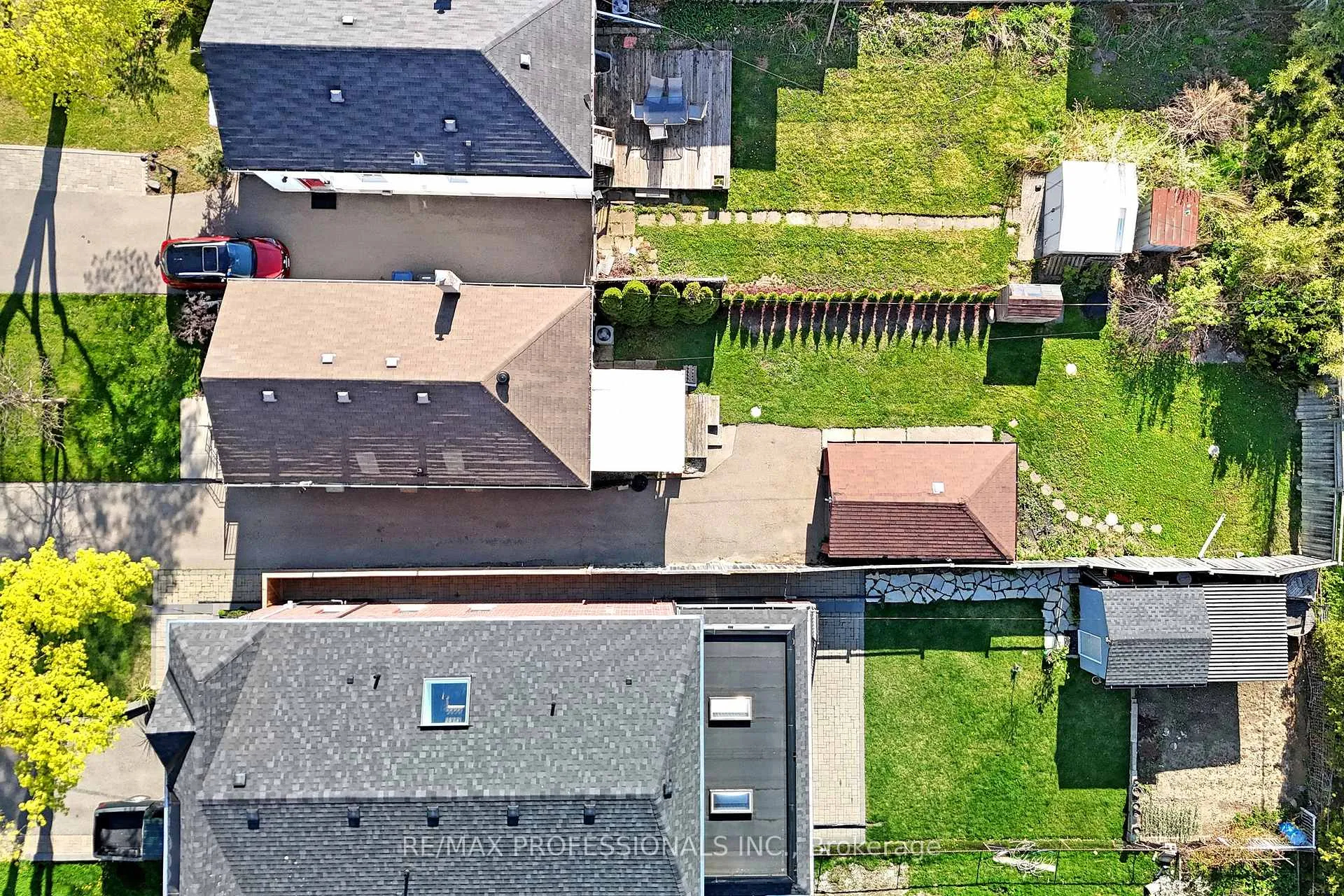 Photo 35 of 24 Braeburn Avenue, Etobicoke, Humber Heights — HOMEH