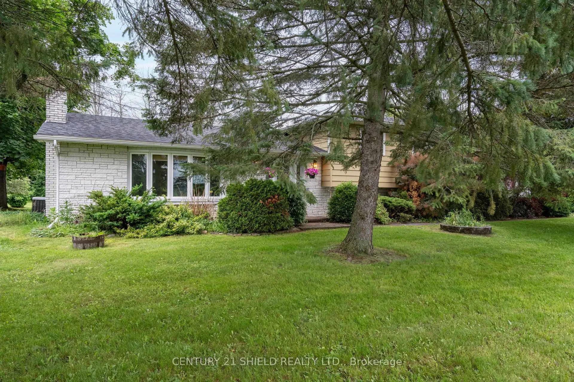 Photo 2 of 18959 County Road 18, South Glengarry, South Glengarry (Charlottenburgh) Twp — HOMEH
