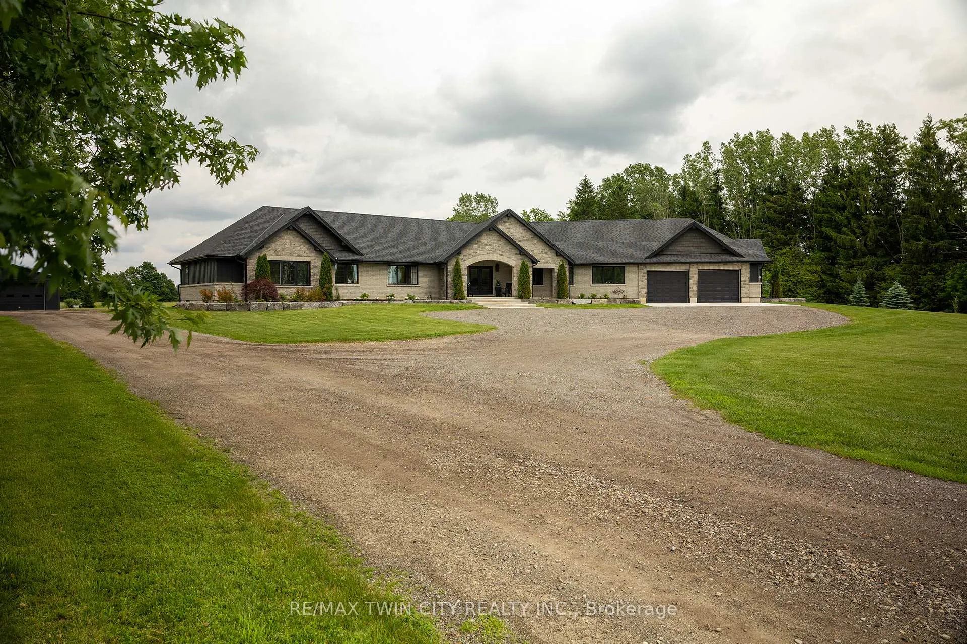 Photo 9 of 88 Etonia Road, Brant, Burford — HOMEH