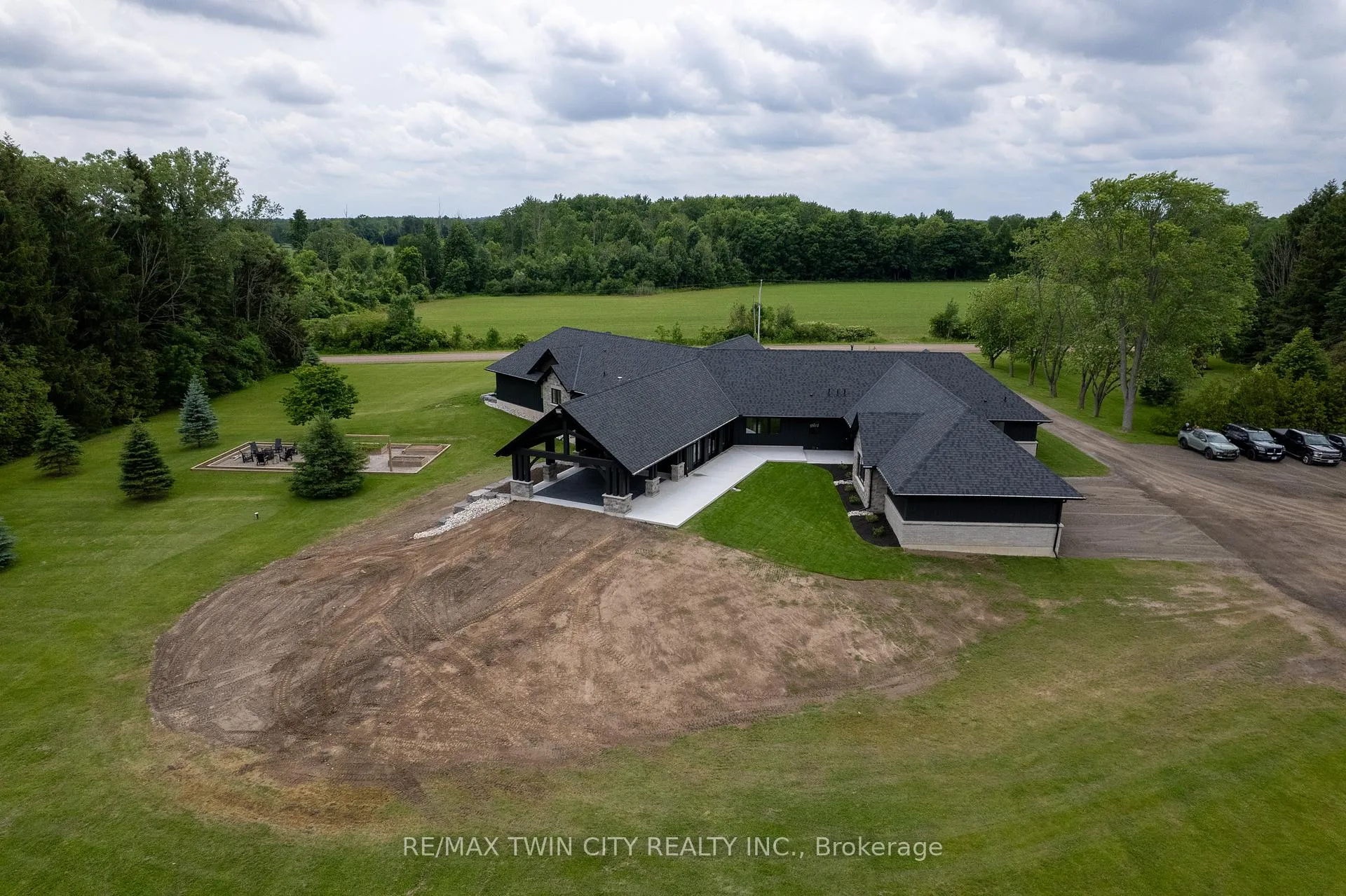 Photo 11 of 88 Etonia Road, Brant, Burford — HOMEH