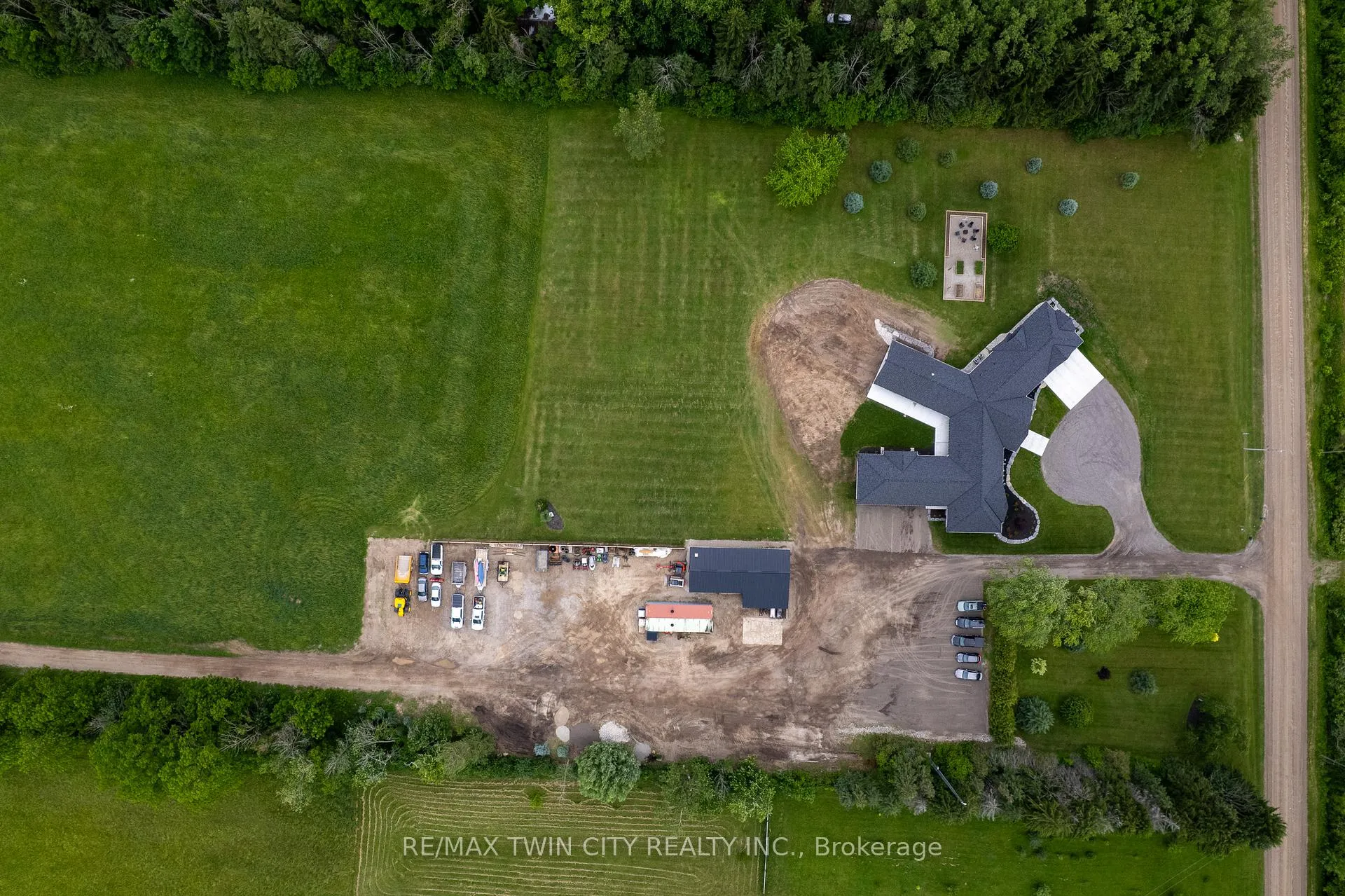 Photo 17 of 88 Etonia Road, Brant, Burford — HOMEH