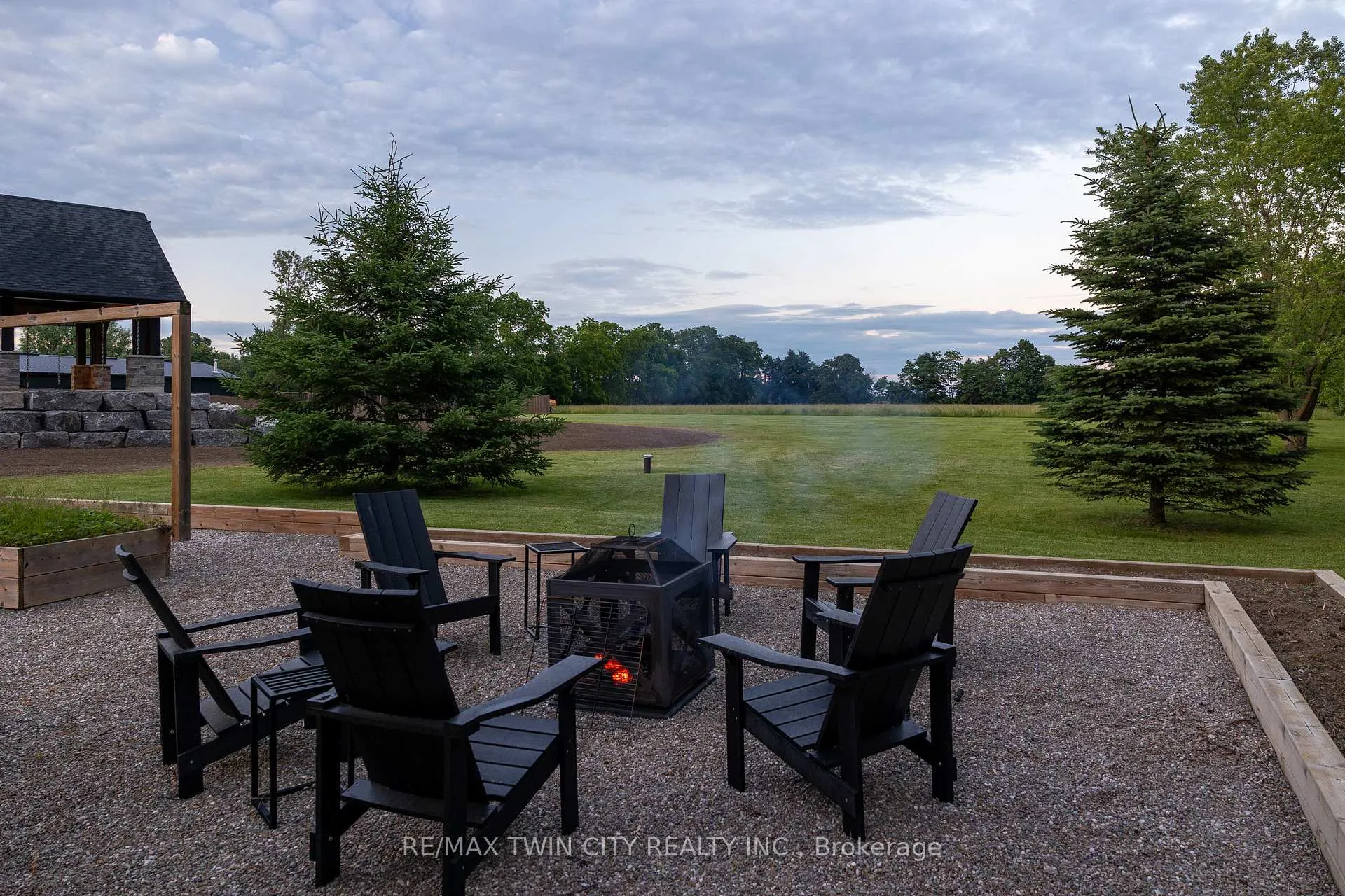 Photo 15 of 88 Etonia Road, Brant, Burford — HOMEH