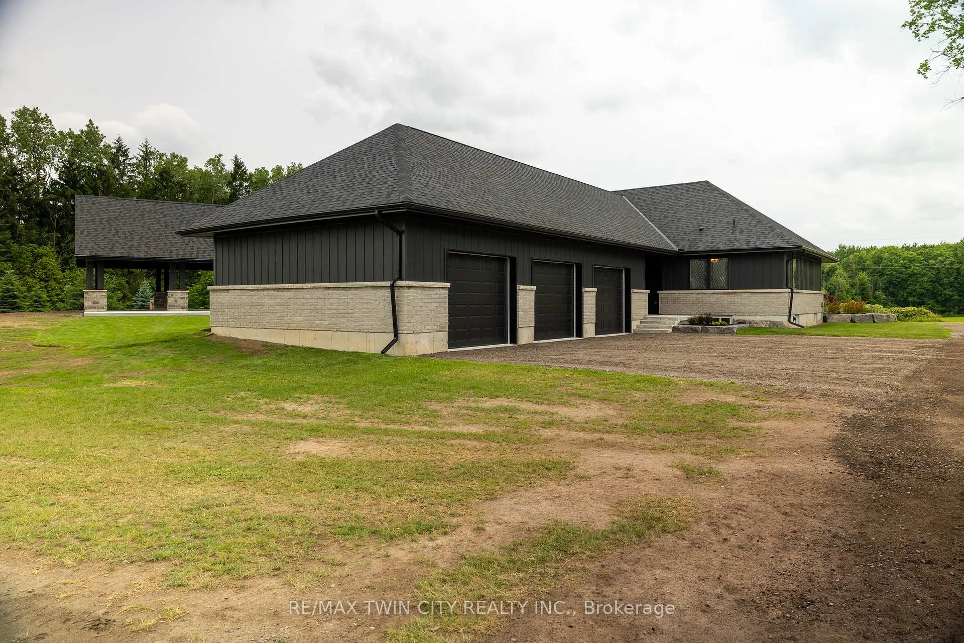 Photo 22 of 88 Etonia Road, Brant, Burford — HOMEH