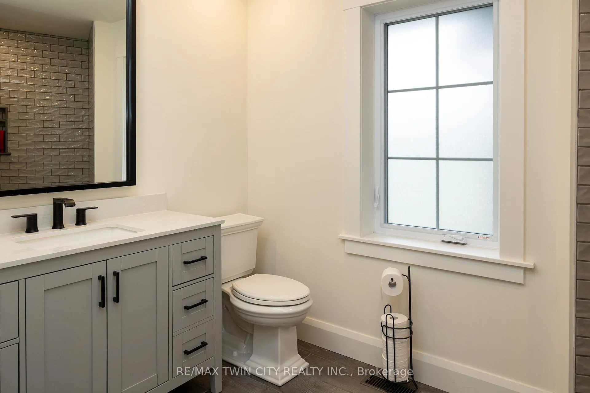 Photo 45 of 88 Etonia Road, Brant, Burford — HOMEH