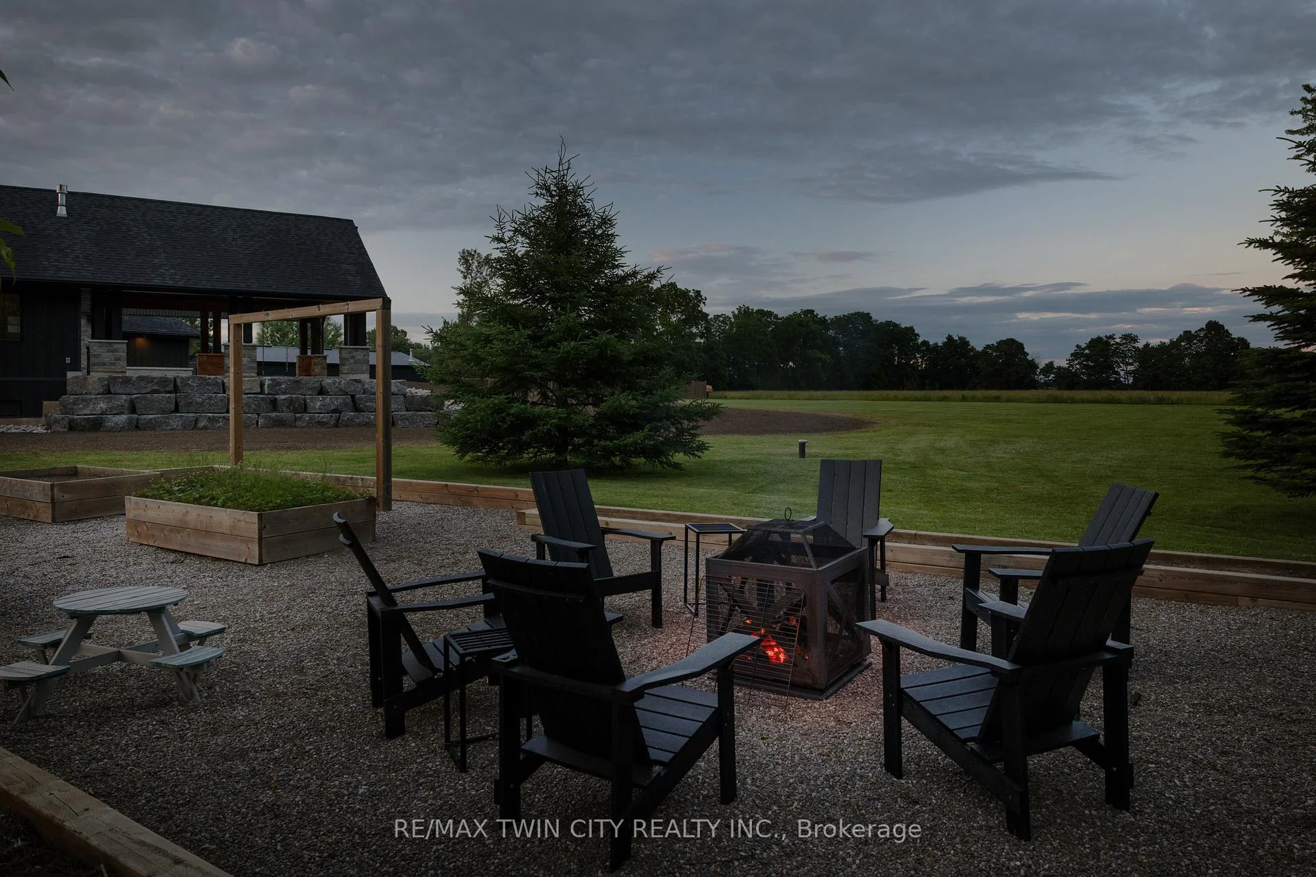 Photo 18 of 88 Etonia Road, Brant, Burford — HOMEH