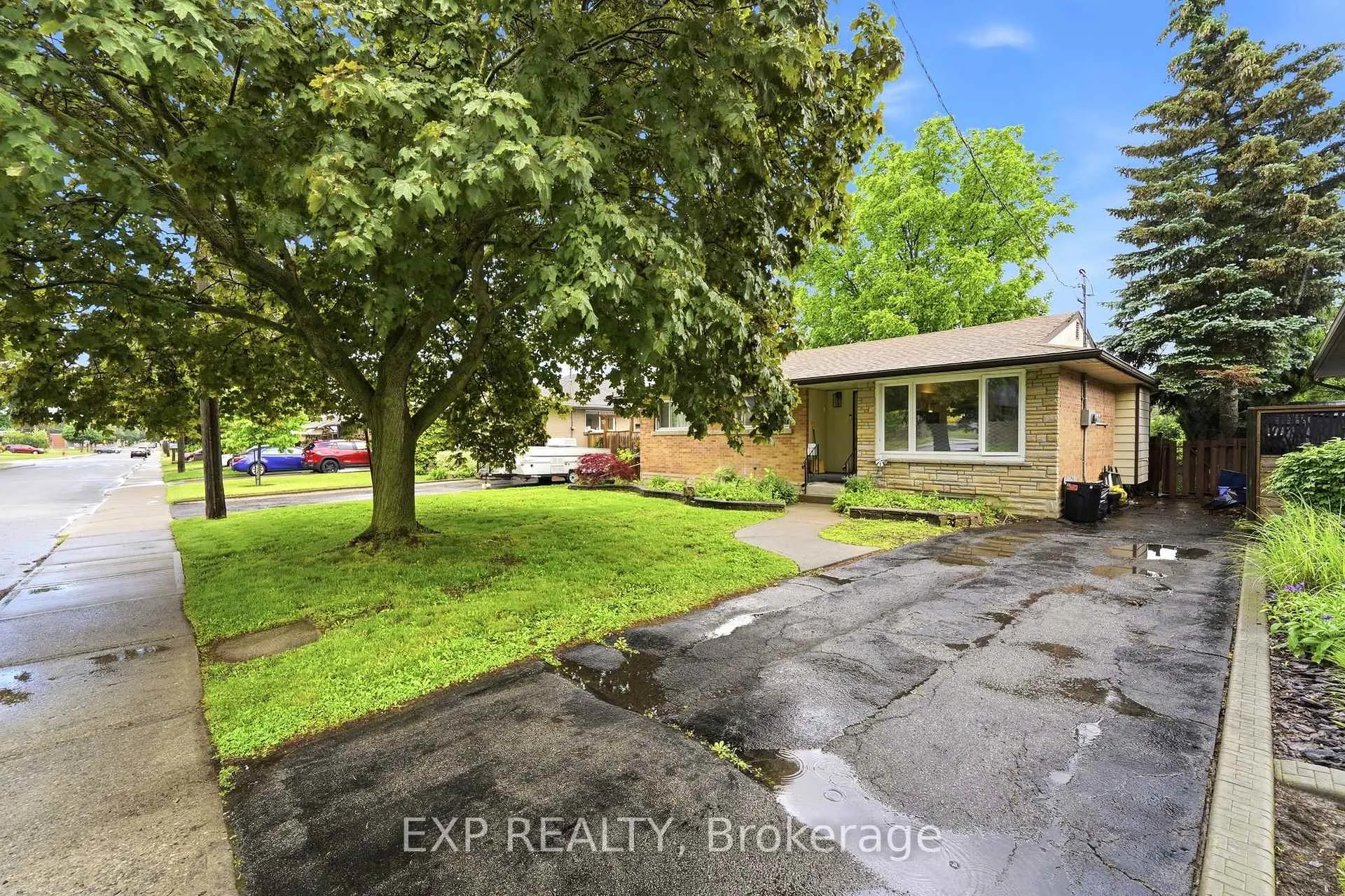 Photo 2 of Unit MAIN, 133 Kingslea Drive, Hamilton, Huntington — HOMEH