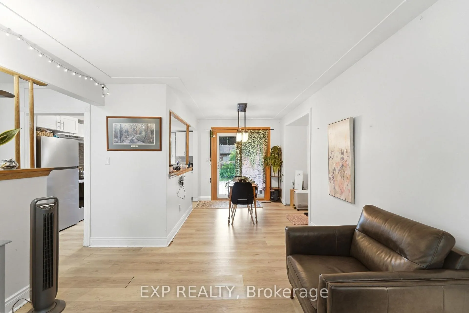 Photo 5 of Unit MAIN, 133 Kingslea Drive, Hamilton, Huntington — HOMEH