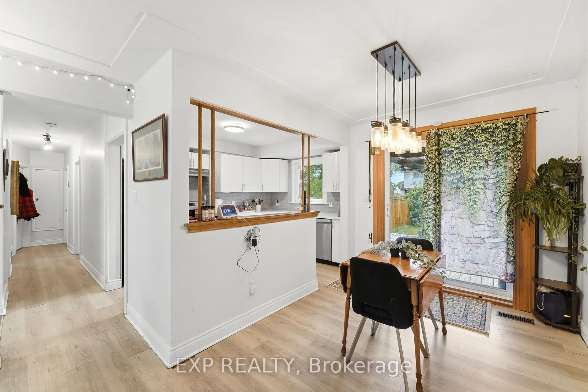 Photo 13 of Unit MAIN, 133 Kingslea Drive, Hamilton, Huntington — HOMEH