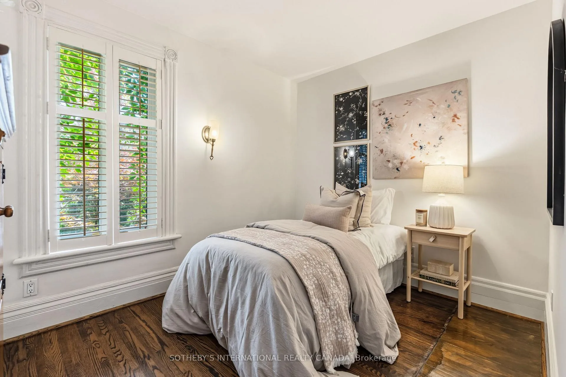 Photo 12 of 9 Metcalfe Street, Toronto, Cabbagetown-South St. James Town — HOMEH