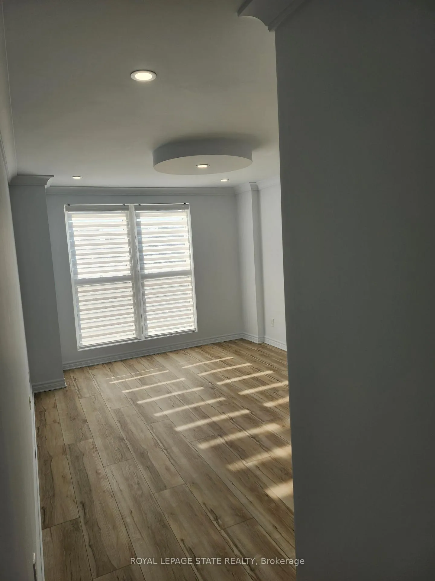 Photo 16 of Unit 909, 135 James Street S, Hamilton, Corktown — HOMEH