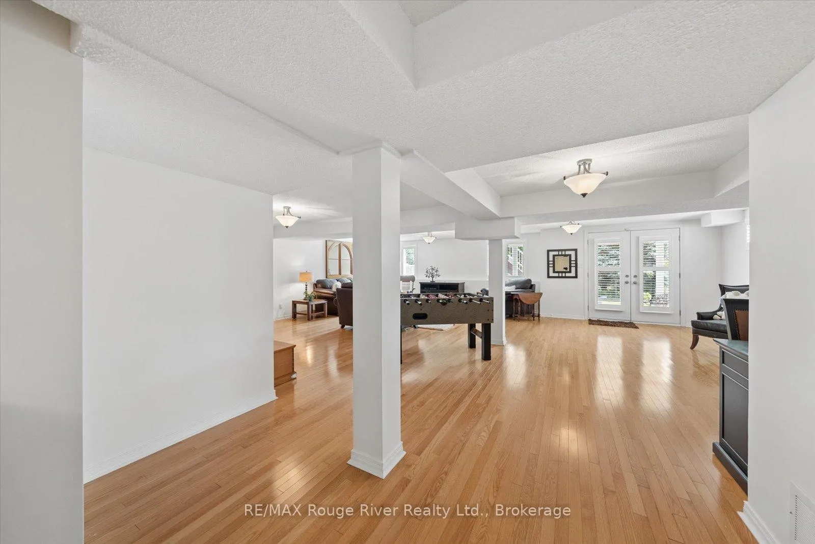 Photo 21 of 131 Guildwood Drive, Clarington, Bowmanville — HOMEH