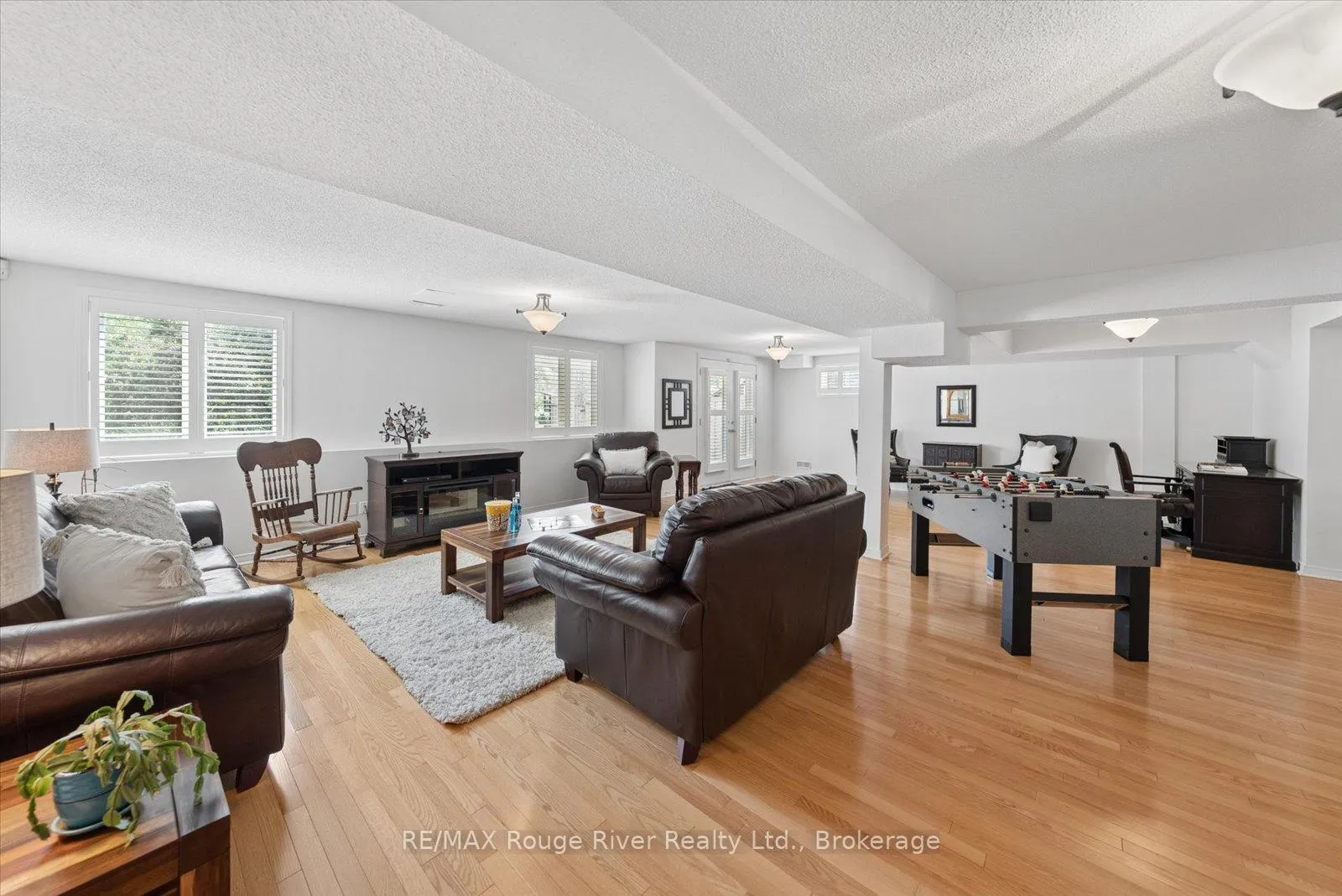 Photo 24 of 131 Guildwood Drive, Clarington, Bowmanville — HOMEH