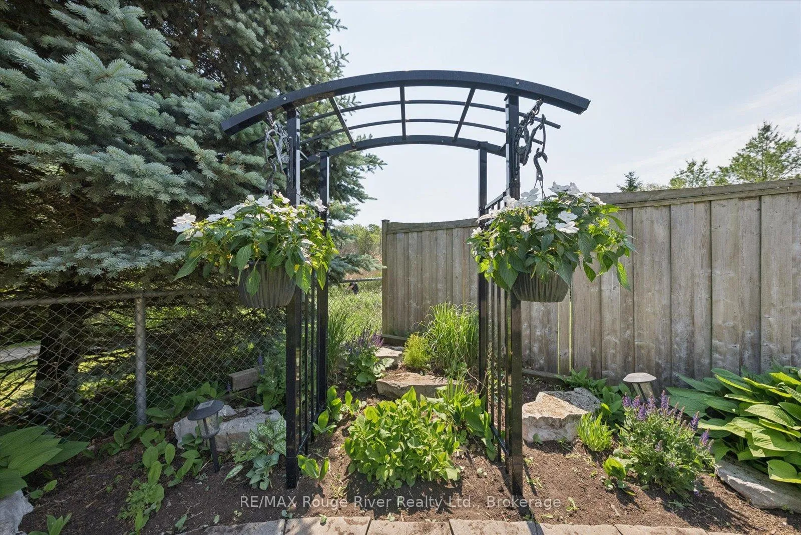 Photo 31 of 131 Guildwood Drive, Clarington, Bowmanville — HOMEH