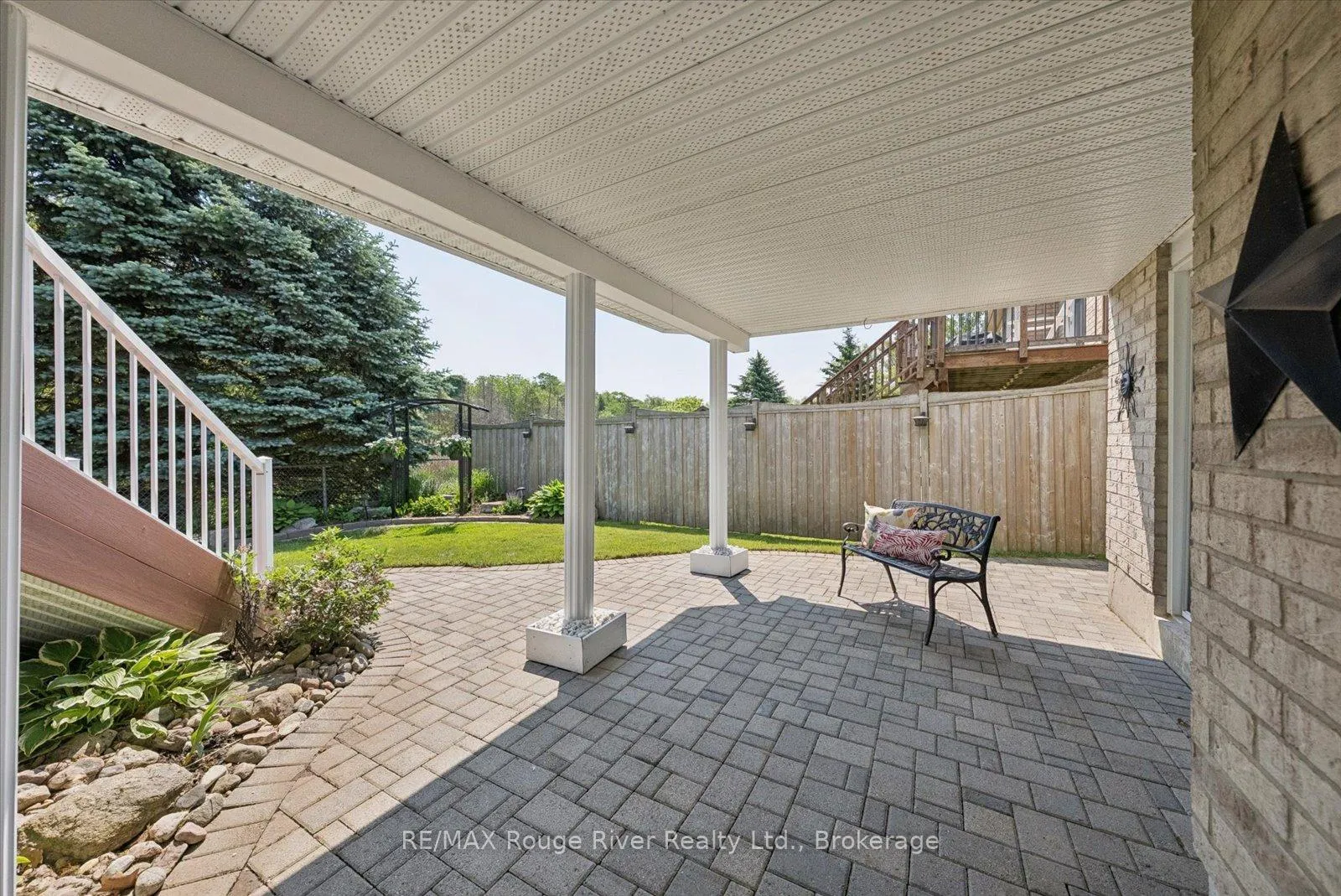 Photo 33 of 131 Guildwood Drive, Clarington, Bowmanville — HOMEH