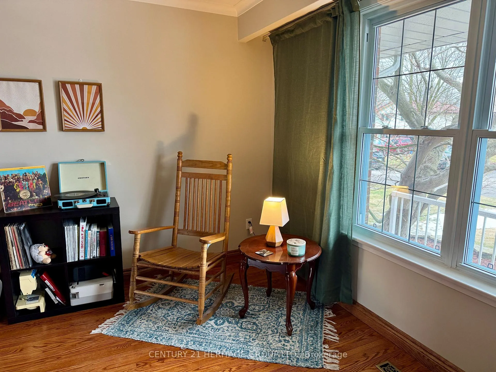 Photo 7 of 584 Arnhem Drive, Oshawa, O'Neill — HOMEH