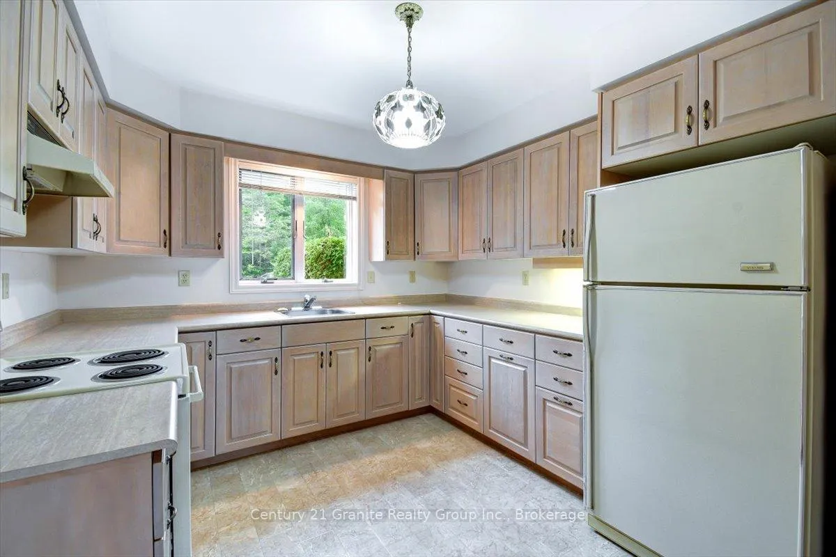 Photo 4 of 1351 Ojibway Road, Highlands East, Cardiff Ward — HOMEH