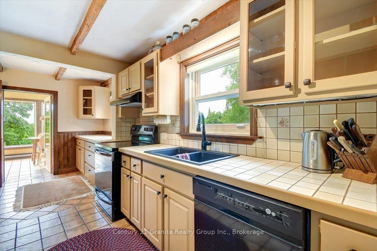 Photo 26 of 1351 Ojibway Road, Highlands East, Cardiff Ward — HOMEH
