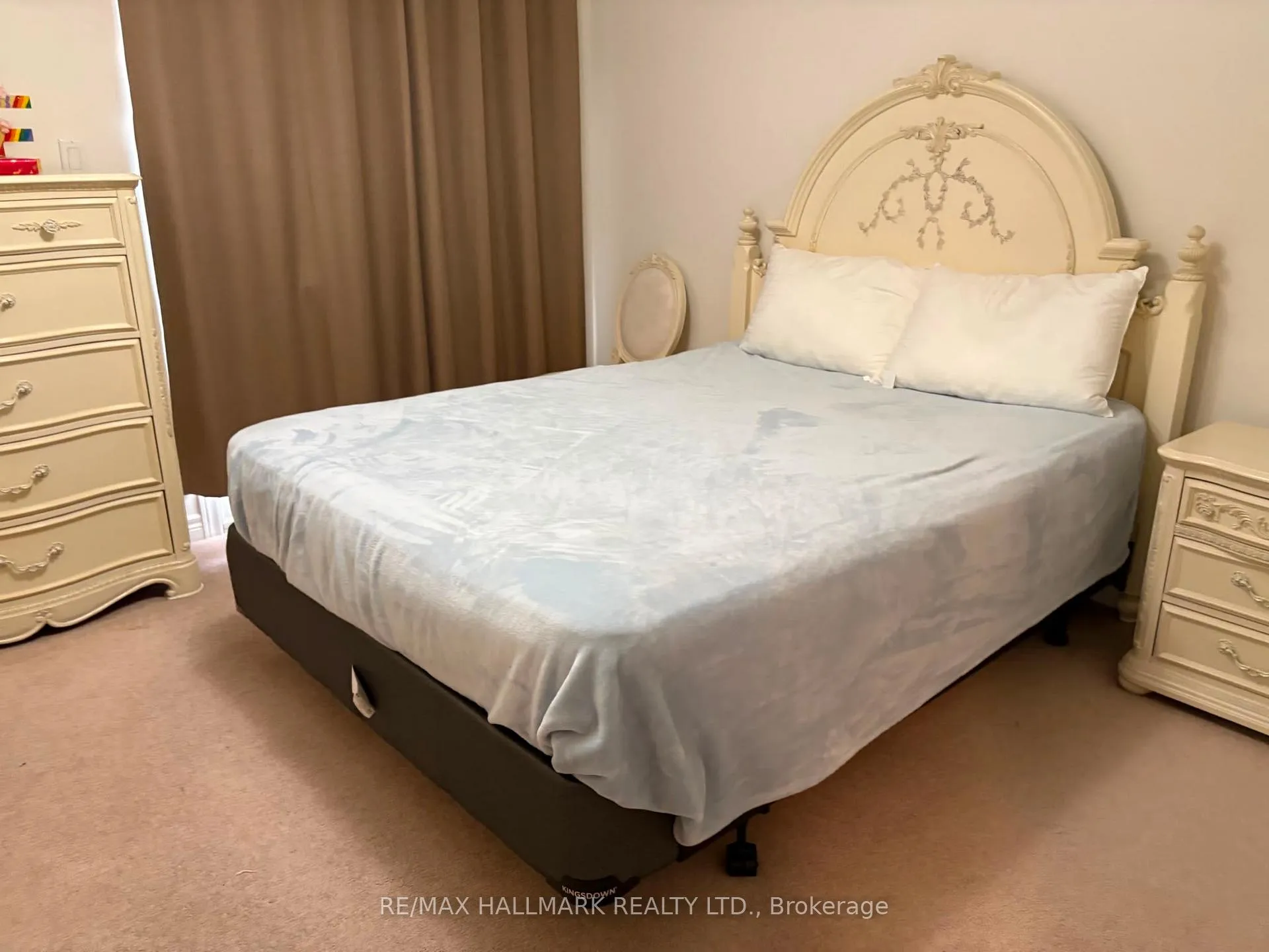 Photo 10 of 230 Hansard Drive, Vaughan, Vellore Village — HOMEH