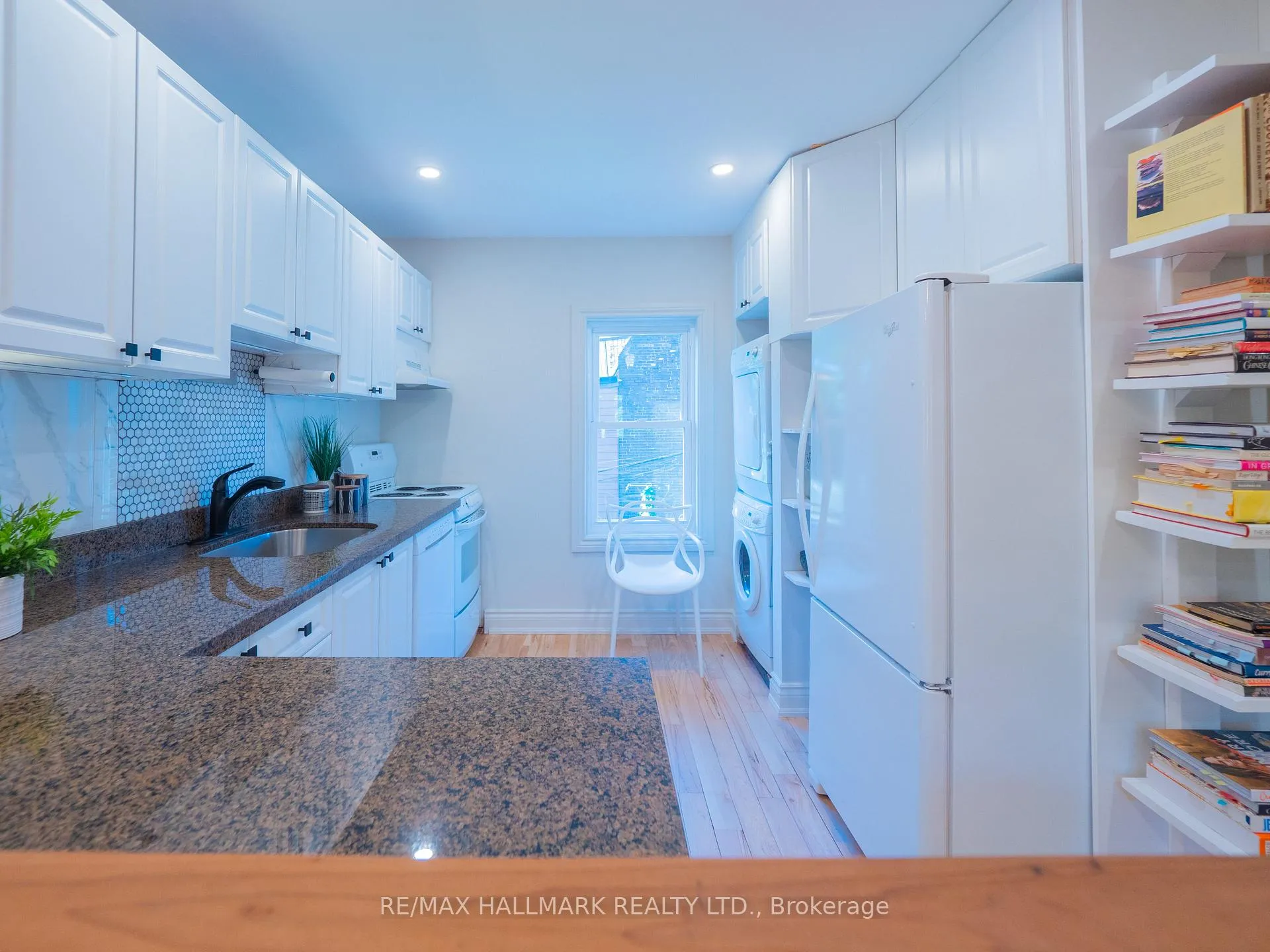 Photo 24 of 215 Fulton Avenue, Toronto, Playter Estates-Danforth — HOMEH