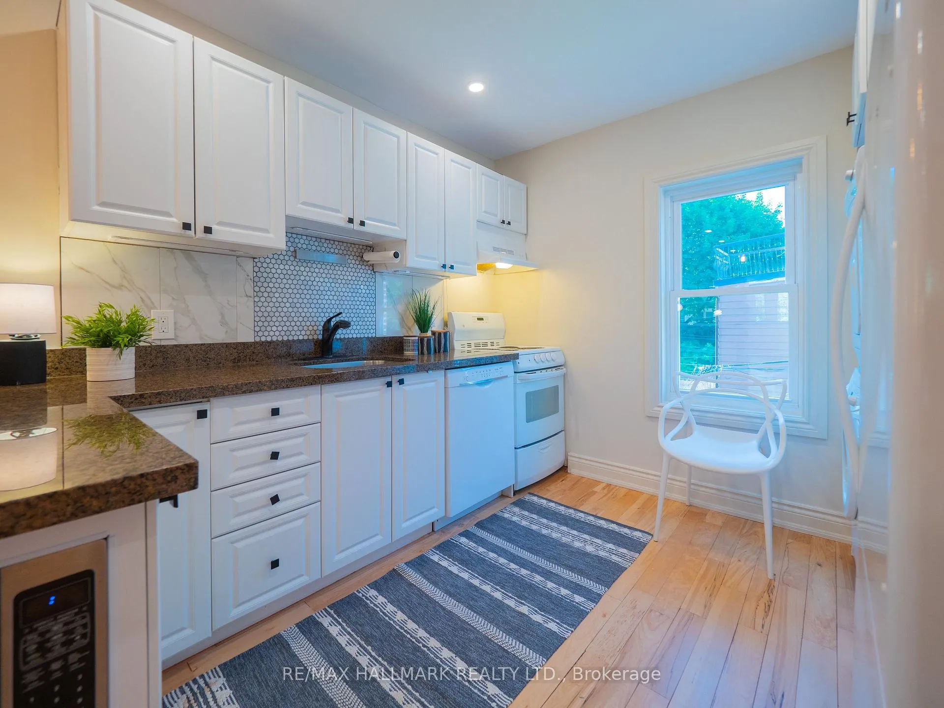 Photo 25 of 215 Fulton Avenue, Toronto, Playter Estates-Danforth — HOMEH