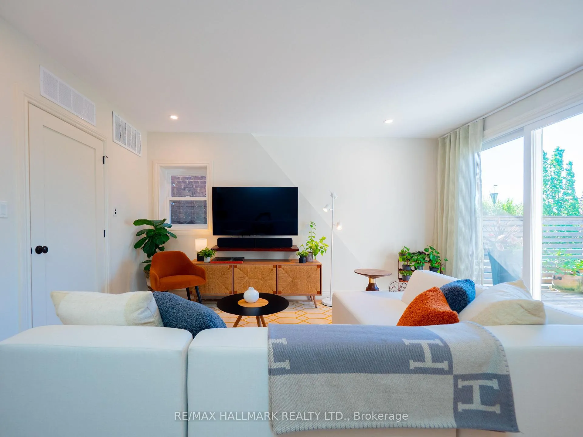 Photo 33 of 215 Fulton Avenue, Toronto, Playter Estates-Danforth — HOMEH