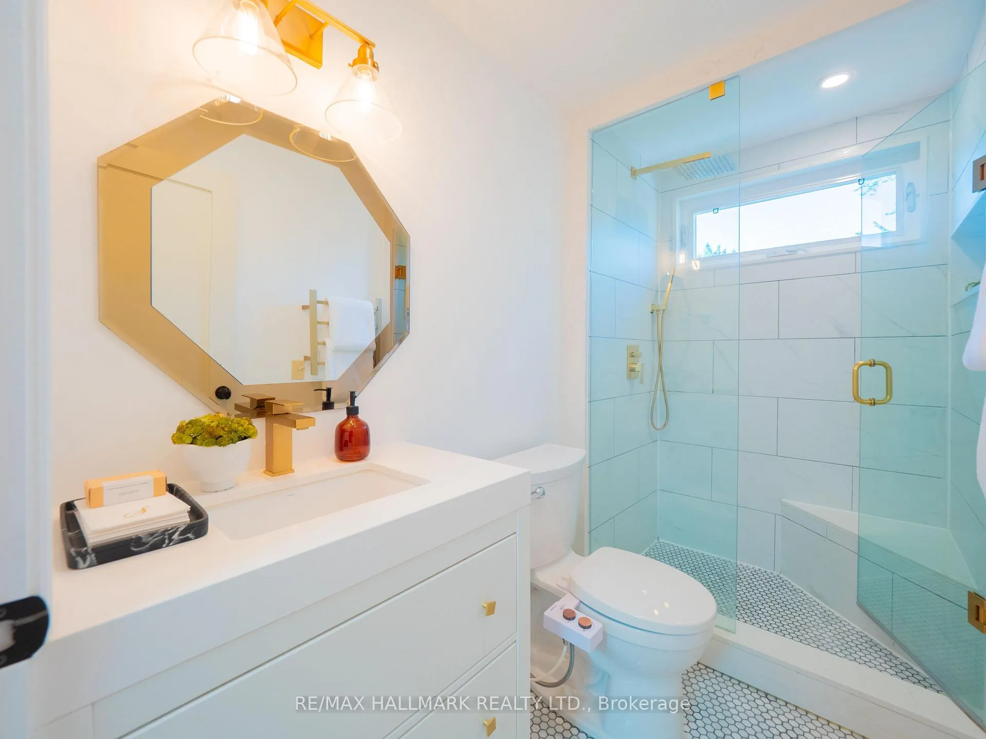 Photo 40 of 215 Fulton Avenue, Toronto, Playter Estates-Danforth — HOMEH