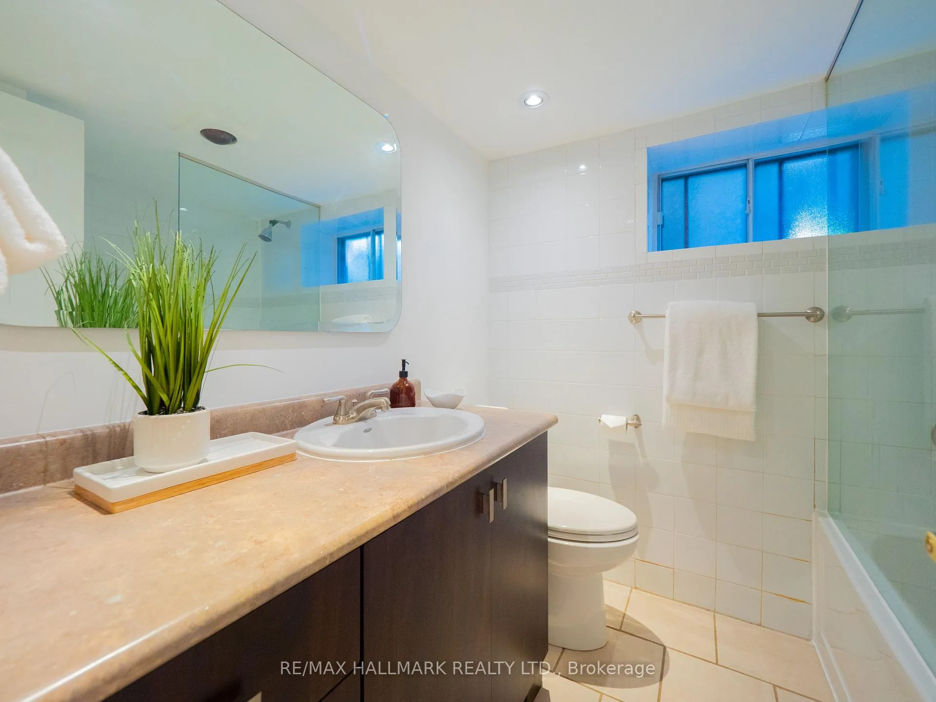 Photo 45 of 215 Fulton Avenue, Toronto, Playter Estates-Danforth — HOMEH
