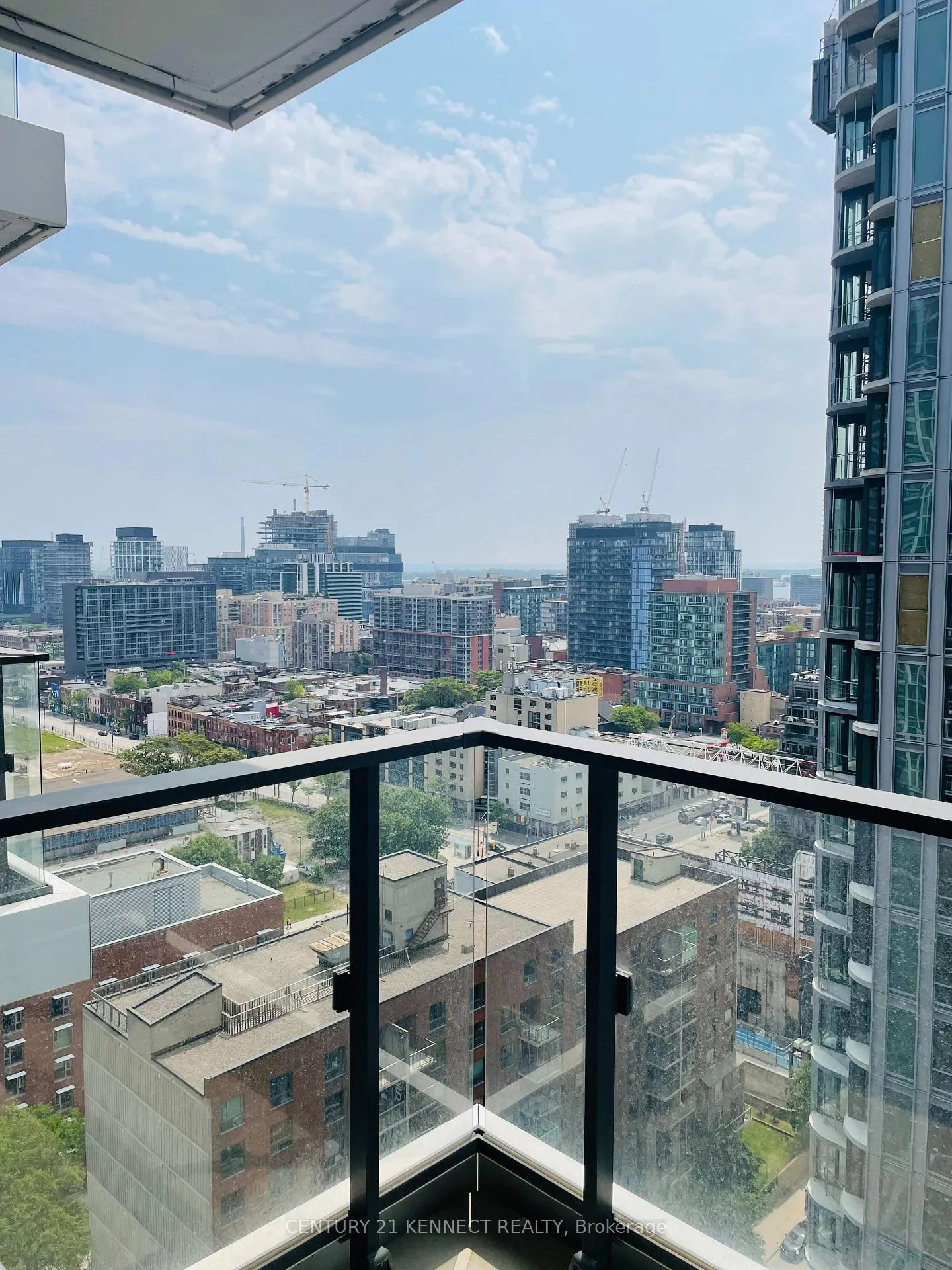 Photo 8 of Unit 2203, 77 Shuter Street, Toronto, Church-Yonge Corridor — HOMEH