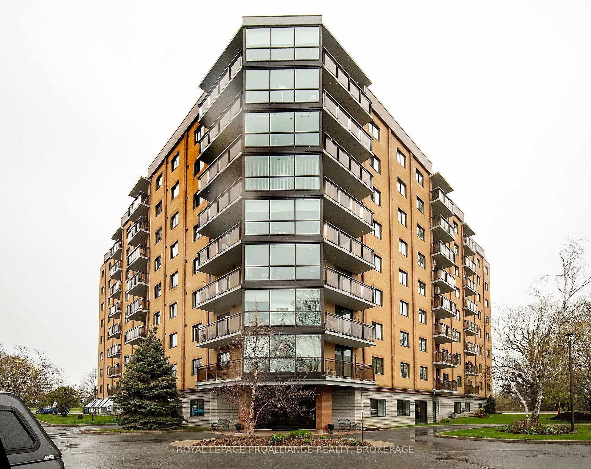 Front of Unit 305, 120 Barrett Court