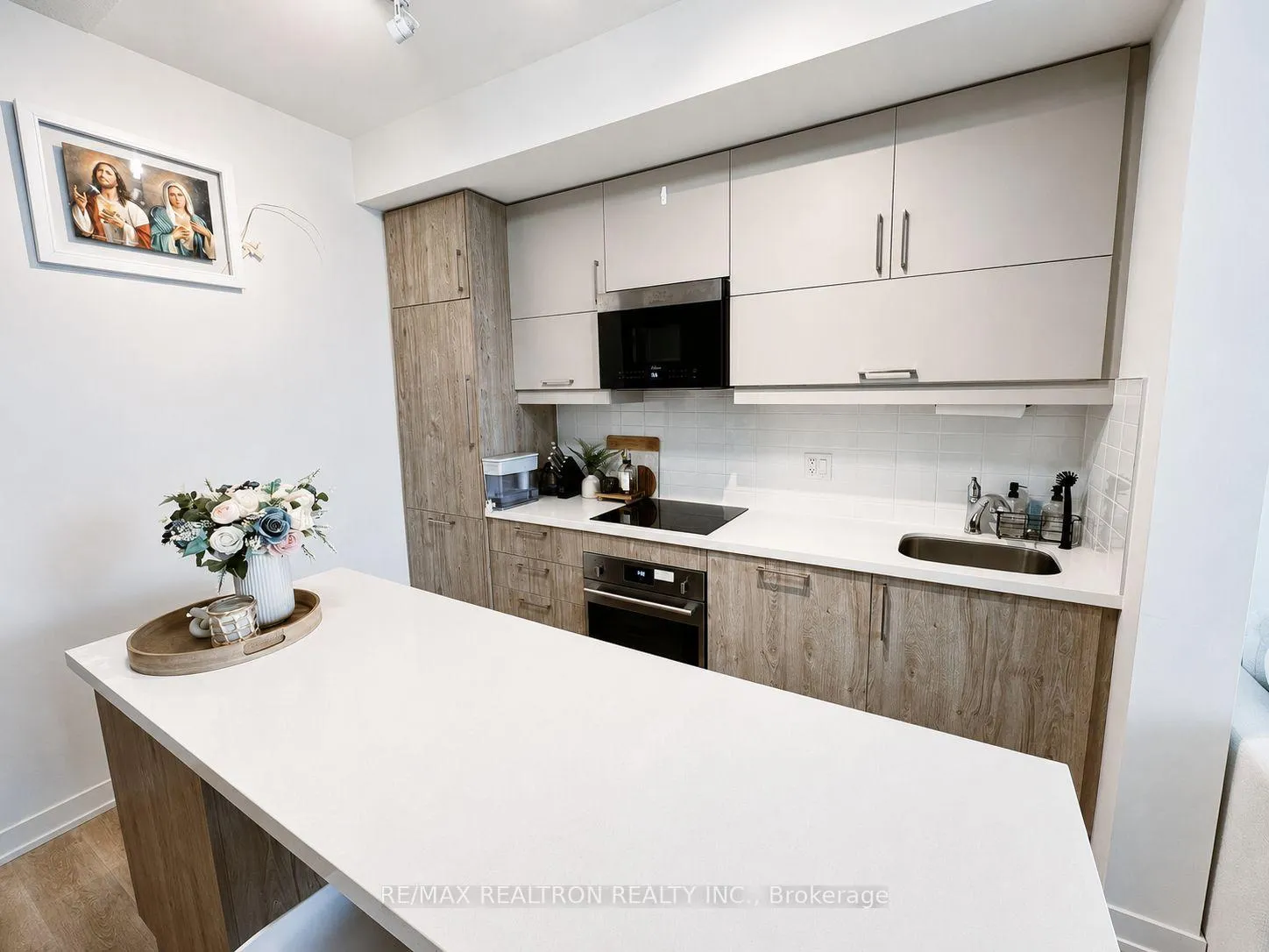 Photo 4 of Unit 1313, 8119 Birchmount Road, Markham, Unionville — HOMEH