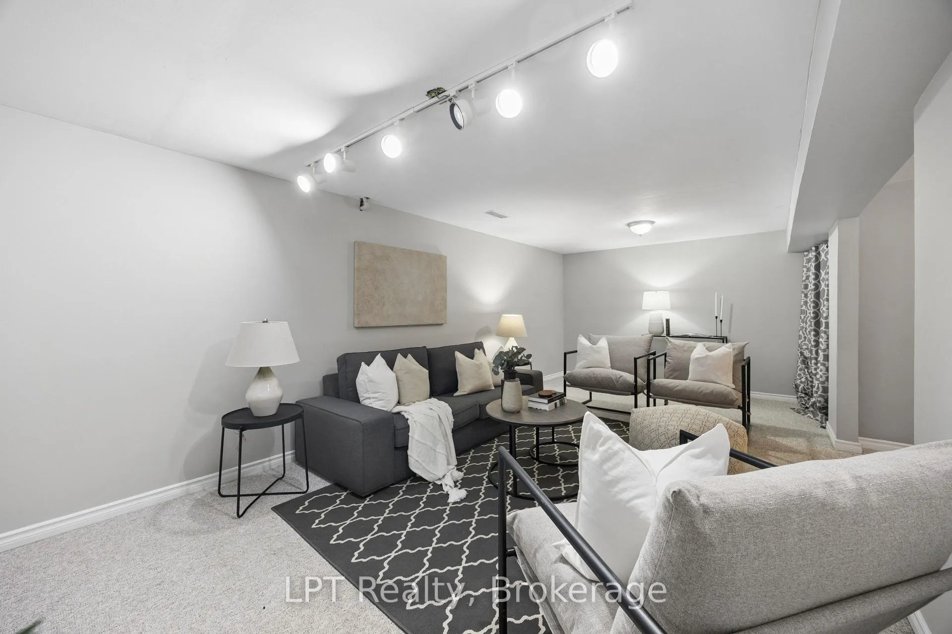 Photo 31 of Unit 62, 155 Glovers Road, Oshawa, Samac — HOMEH