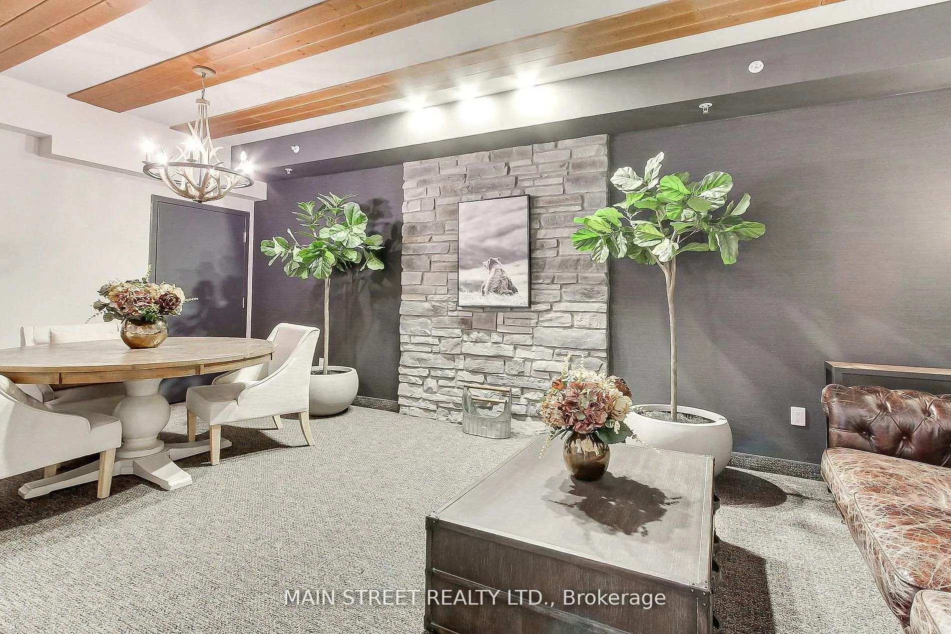 Photo 4 of Unit 402, 20 Koda Street, Barrie, Rural Barrie Southwest — HOMEH