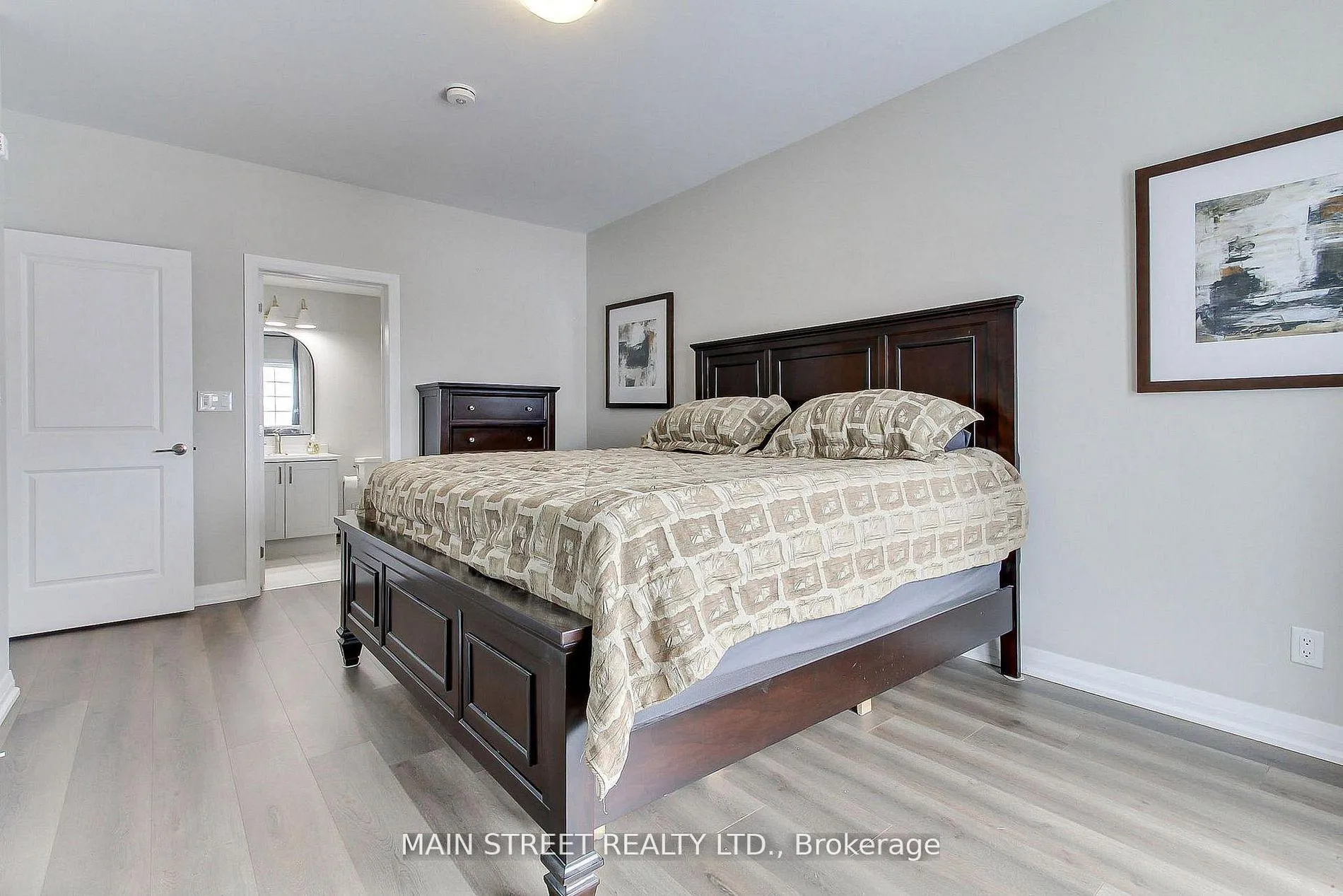 Photo 24 of Unit 402, 20 Koda Street, Barrie, Rural Barrie Southwest — HOMEH