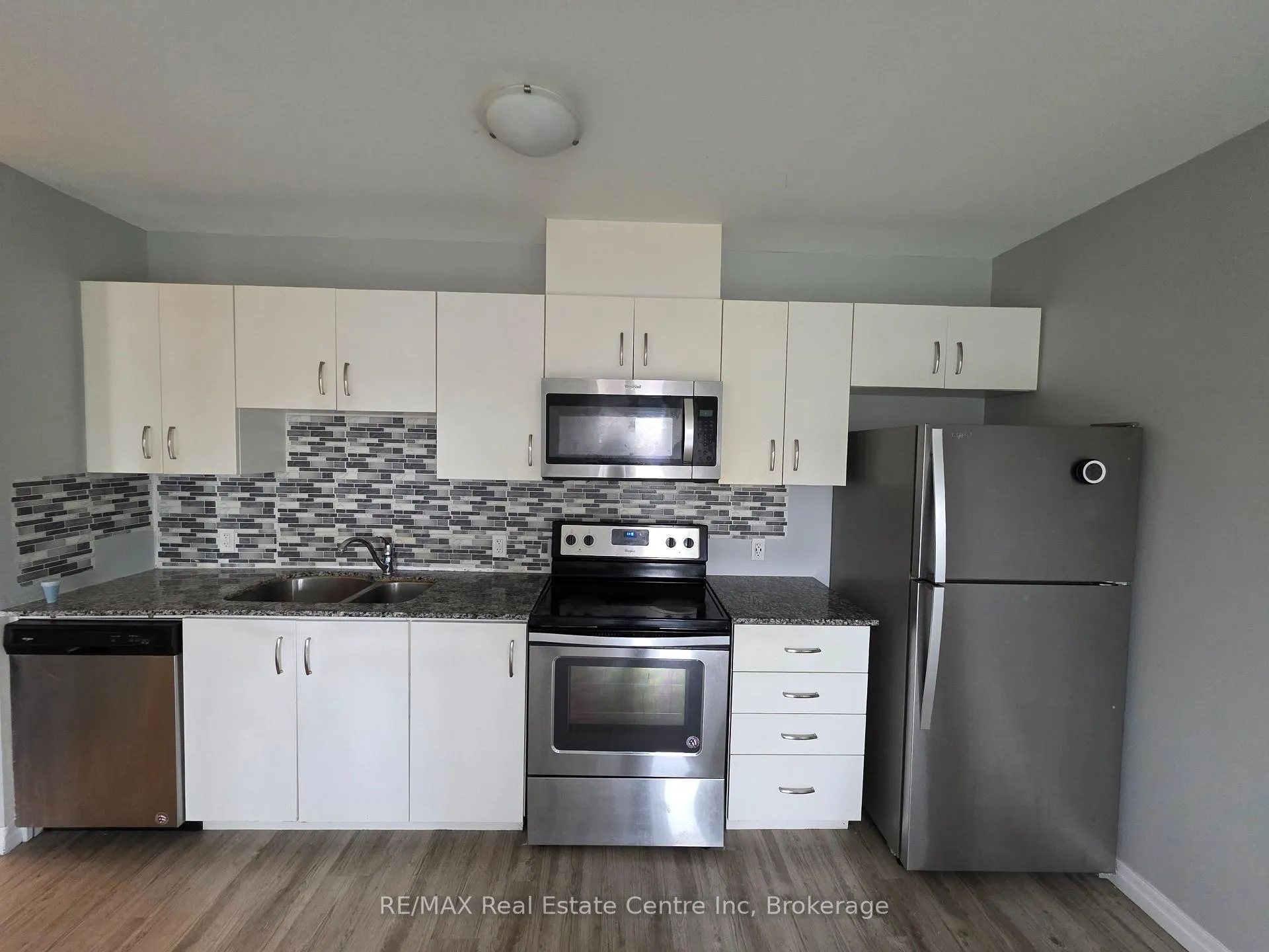 Photo 8 of Unit 35, 108 Summit Ridge Drive, Guelph, Grange Road — HOMEH