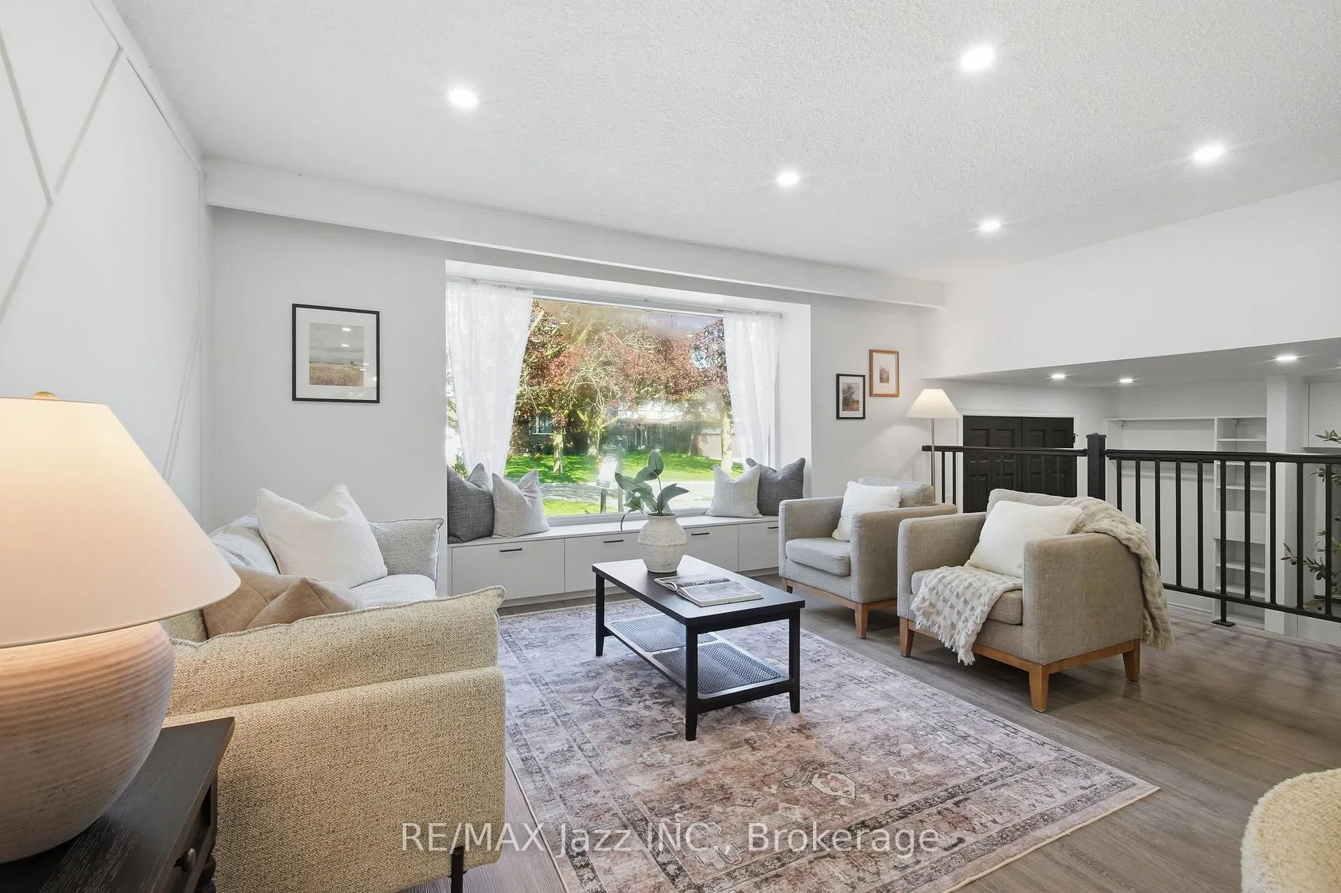 Photo 7 of 50 Oakdale Drive, Oshawa, Donevan — HOMEH