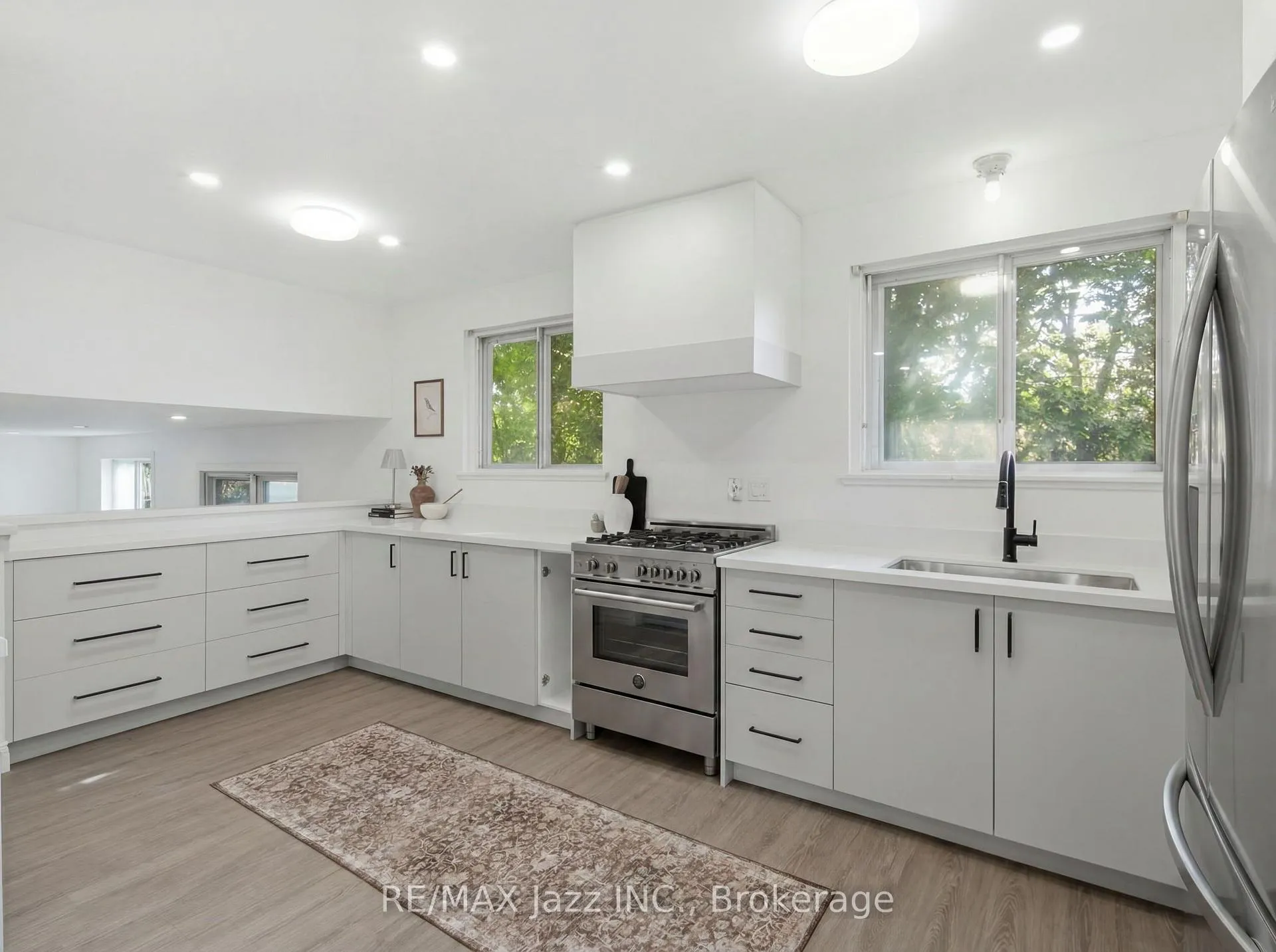 Photo 17 of 50 Oakdale Drive, Oshawa, Donevan — HOMEH