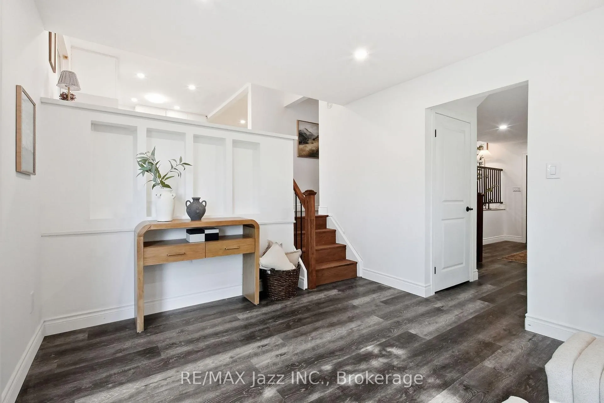 Photo 22 of 50 Oakdale Drive, Oshawa, Donevan — HOMEH