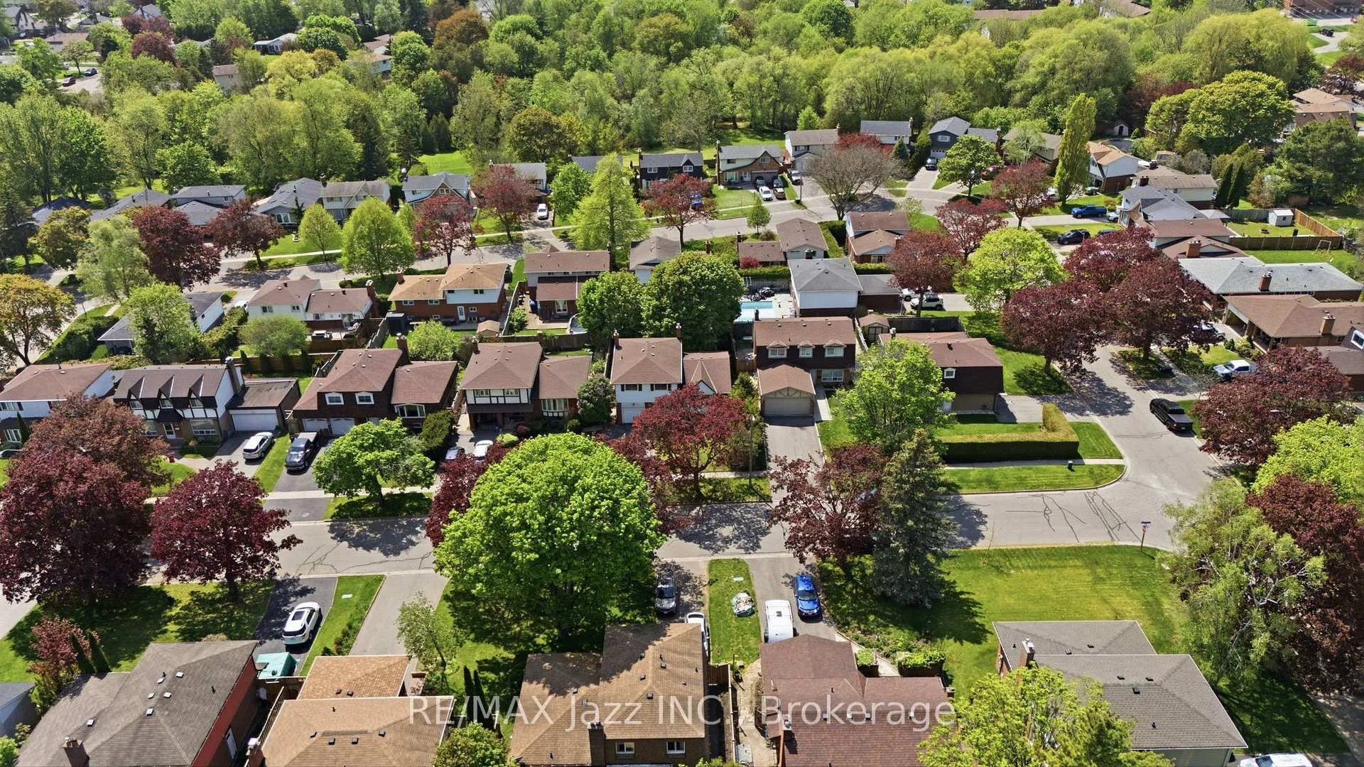 Photo 43 of 50 Oakdale Drive, Oshawa, Donevan — HOMEH