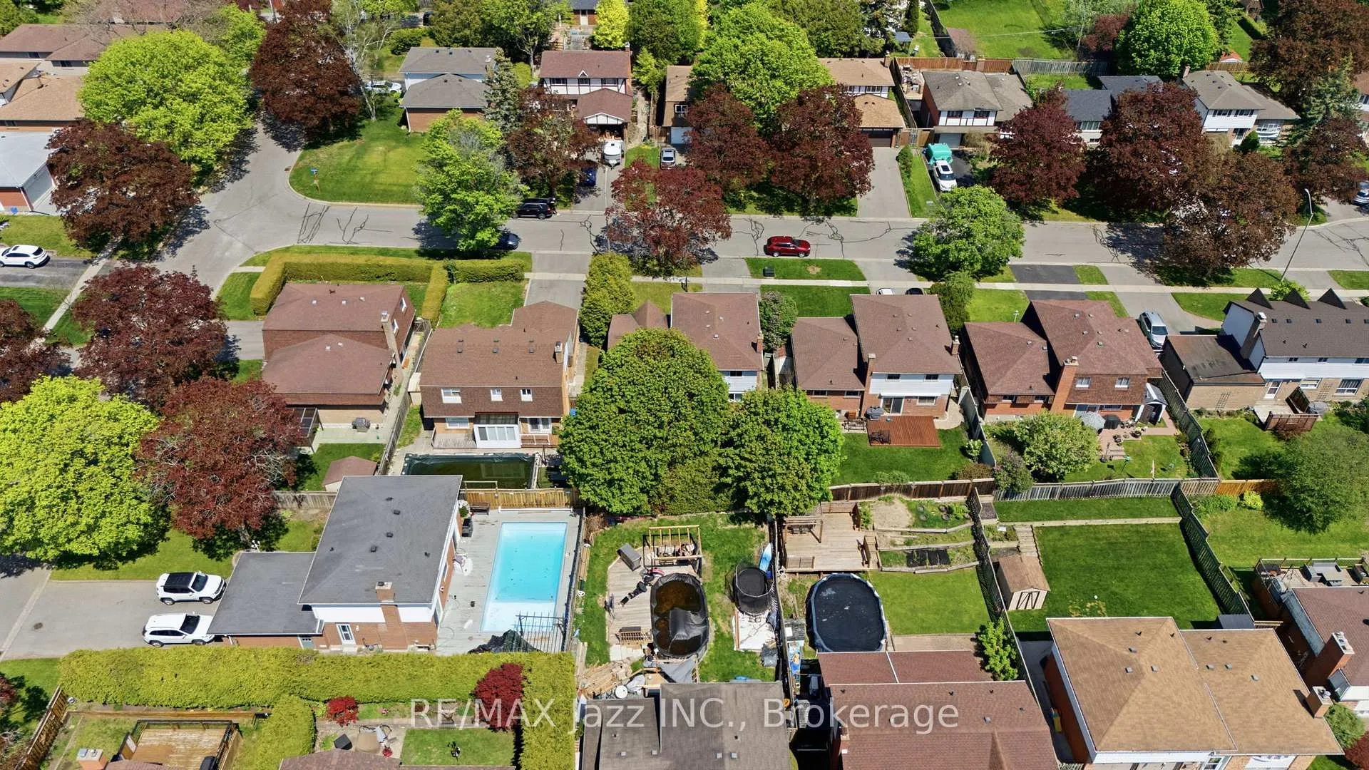 Photo 44 of 50 Oakdale Drive, Oshawa, Donevan — HOMEH