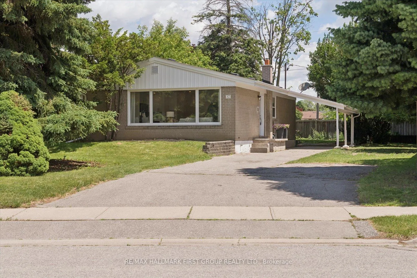 Photo 1 of 37 Hiley Avenue, Ajax, Central West — HOMEH