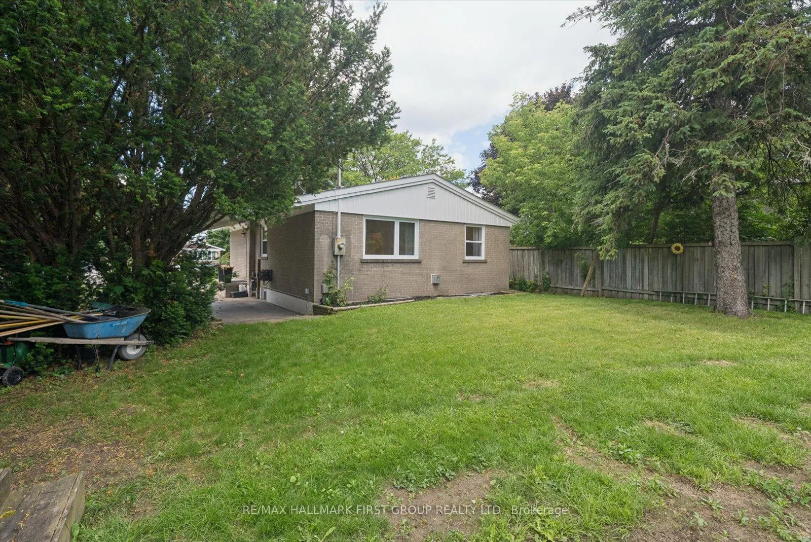 Photo 26 of 37 Hiley Avenue, Ajax, Central West — HOMEH