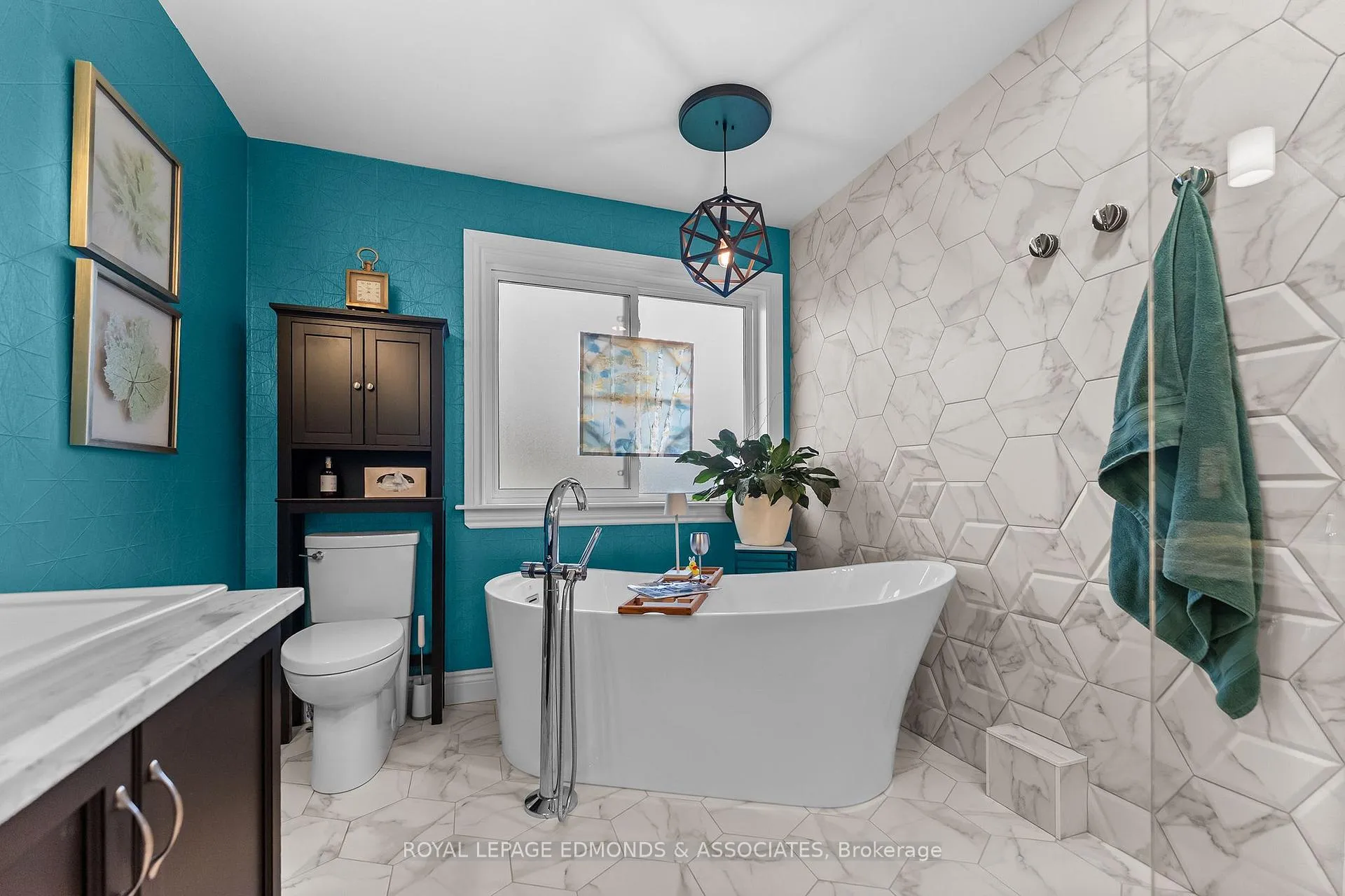 Photo 21 of 51 Bedard Boulevard, Petawawa, Petawawa — HOMEH