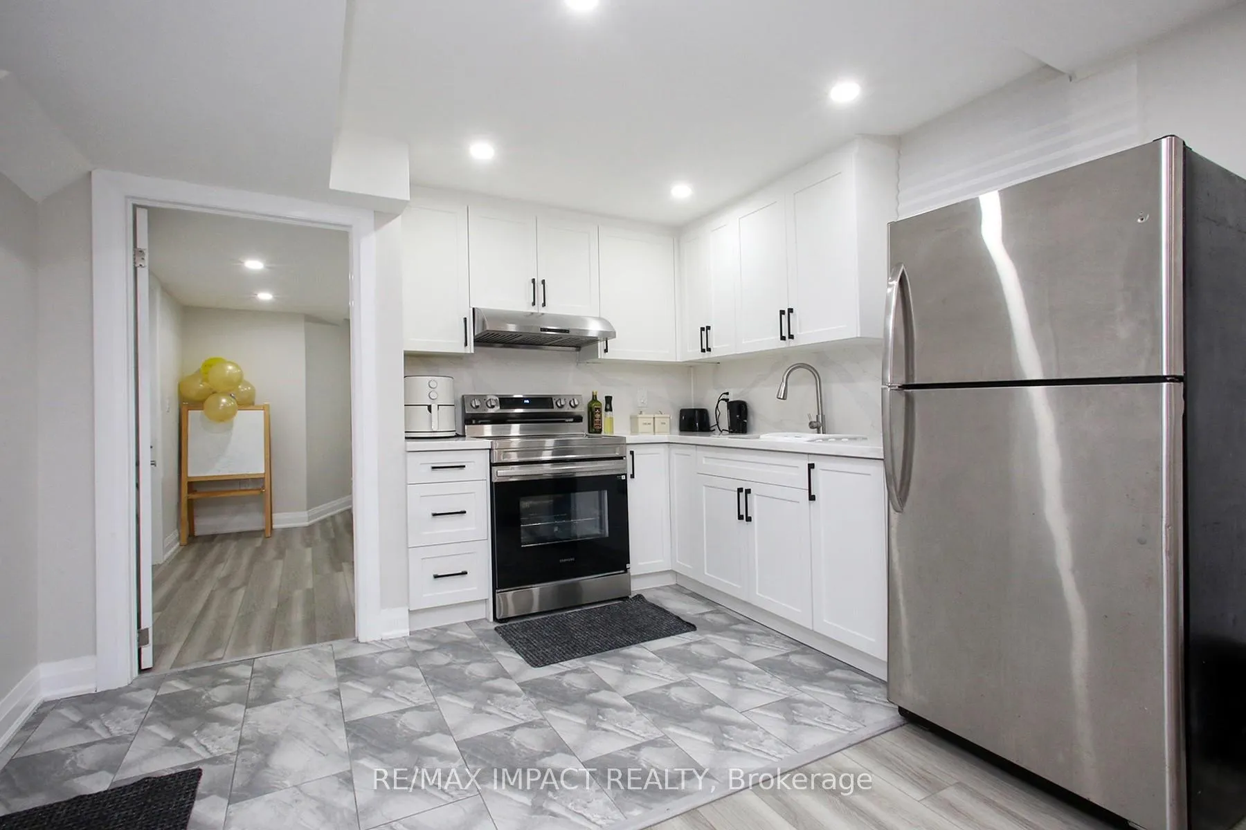 Photo 24 of 7303 Lantern Fly Hollow, Mississauga, Meadowvale Village — HOMEH