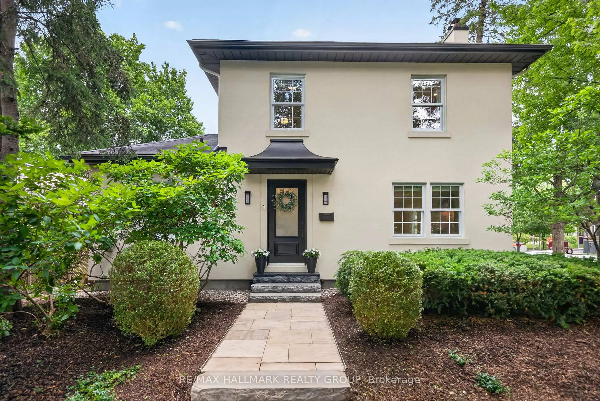 Photo 1 of 1 Bedford Crescent, Ottawa, Manor Park — HOMEH