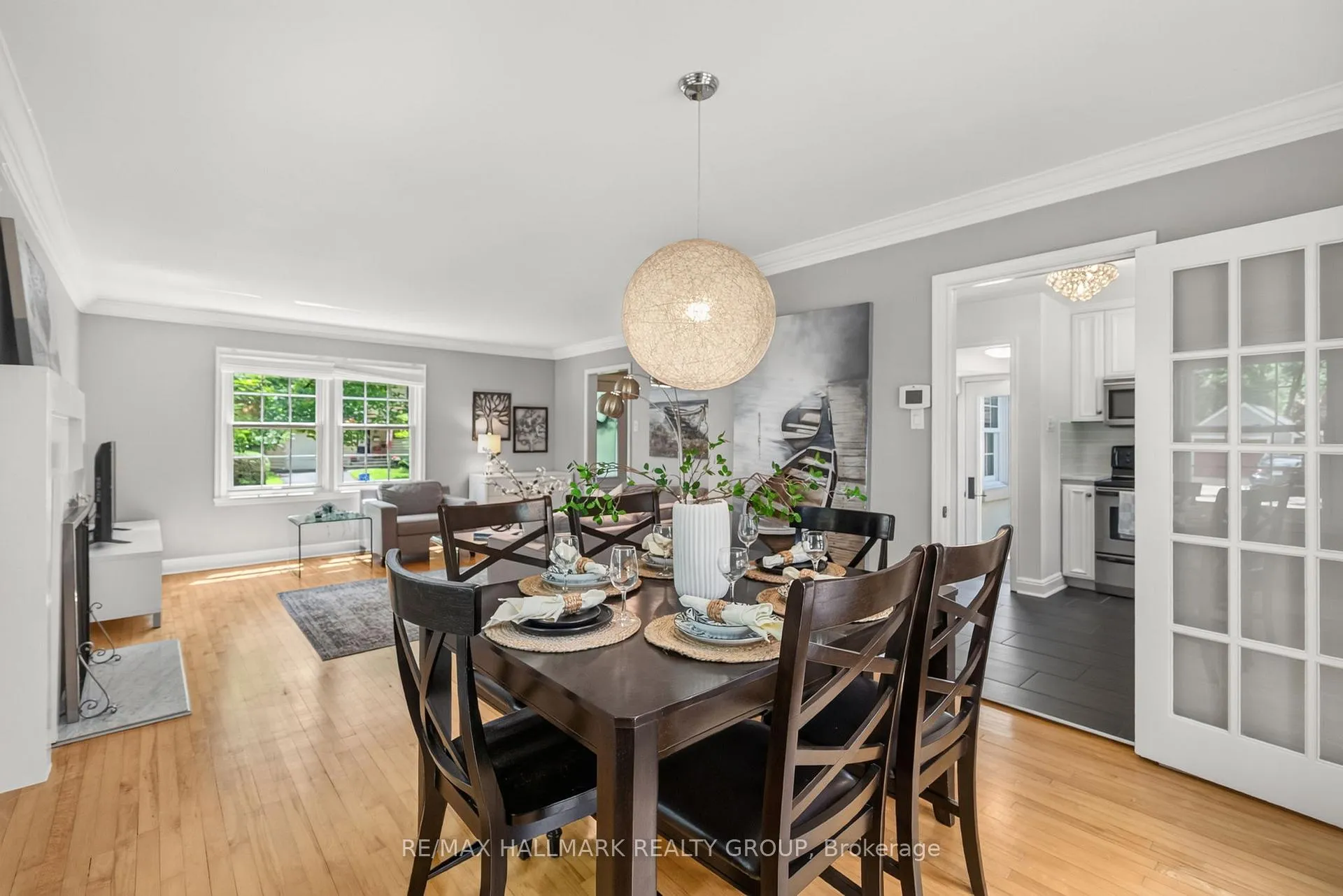 Photo 16 of 1 Bedford Crescent, Ottawa, Manor Park — HOMEH